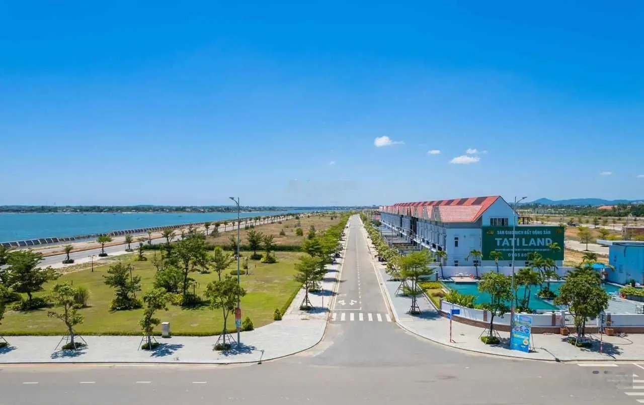 Sụp hầm Vịnh An Hòa - Lô hướng biển ngay gần công viên và biệt thự chỉ 1 tỷ 4 LH 0919 832 ***