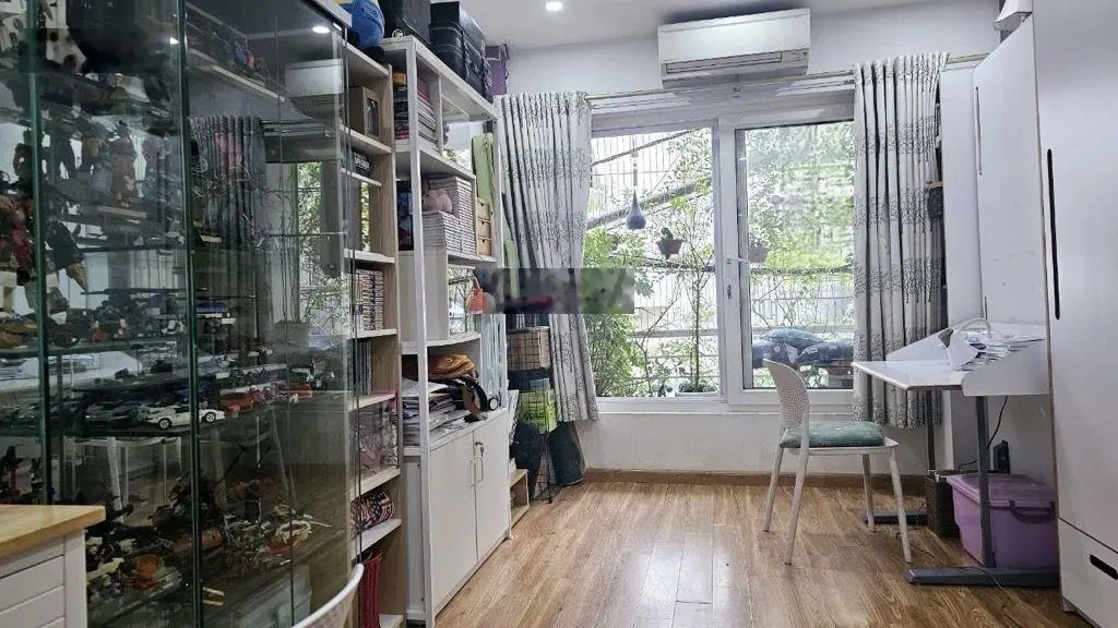 Cần bán nhà ngõ oto tránh , phố Thiên Hiền - Mỹ Đình , diện tích 34m2 , 5 tầng . Giá : 11.8 tỷ