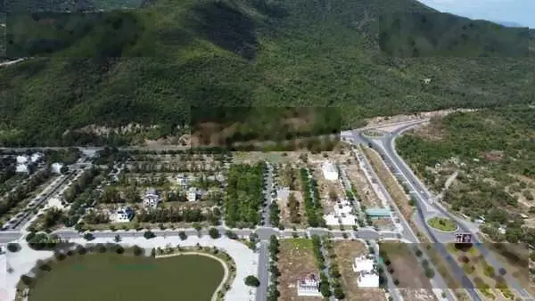 Bán cặp nền khách sạn Golden Bay mặt tiền đại lộ Nguyễn Tất Thành diện tích 750m2 giá 64 triệu/m2