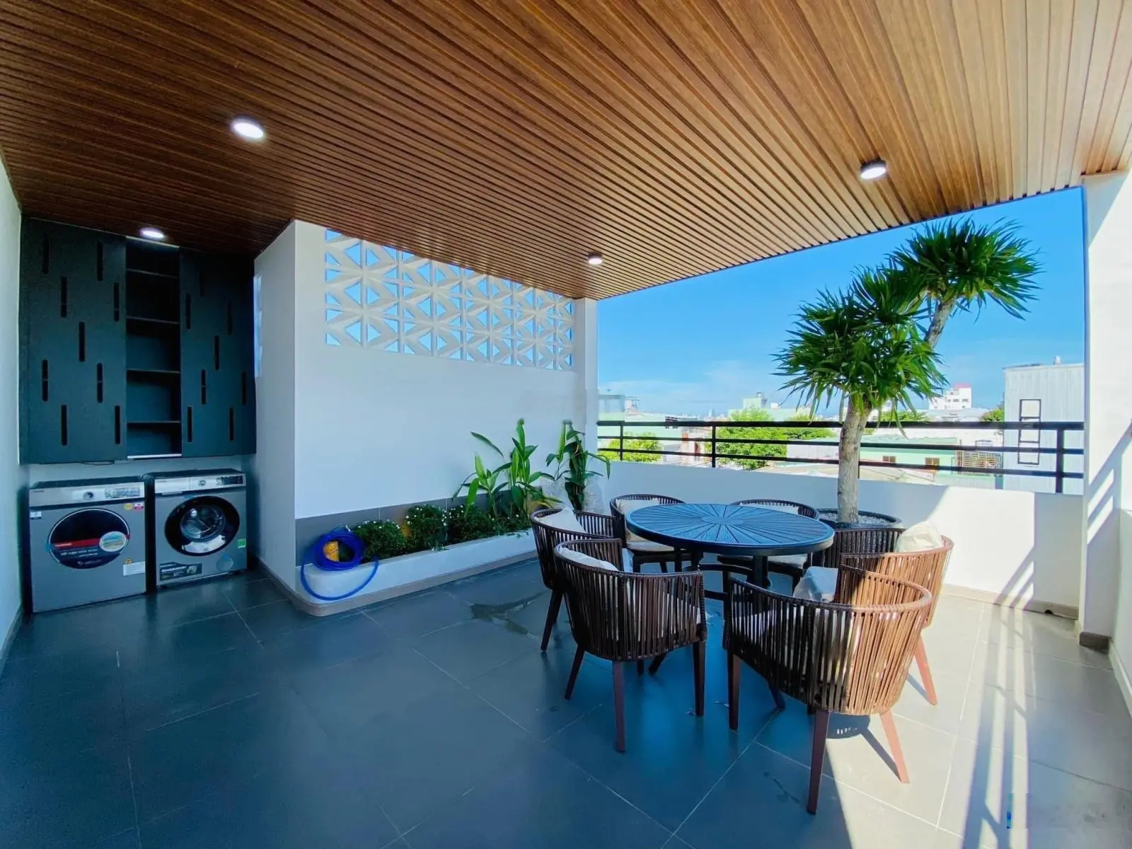 Villa trục thông biển 209m2 dòng tiền 50 tr - 60 triệu/tháng - Hoà Minh - Liên Chiểu