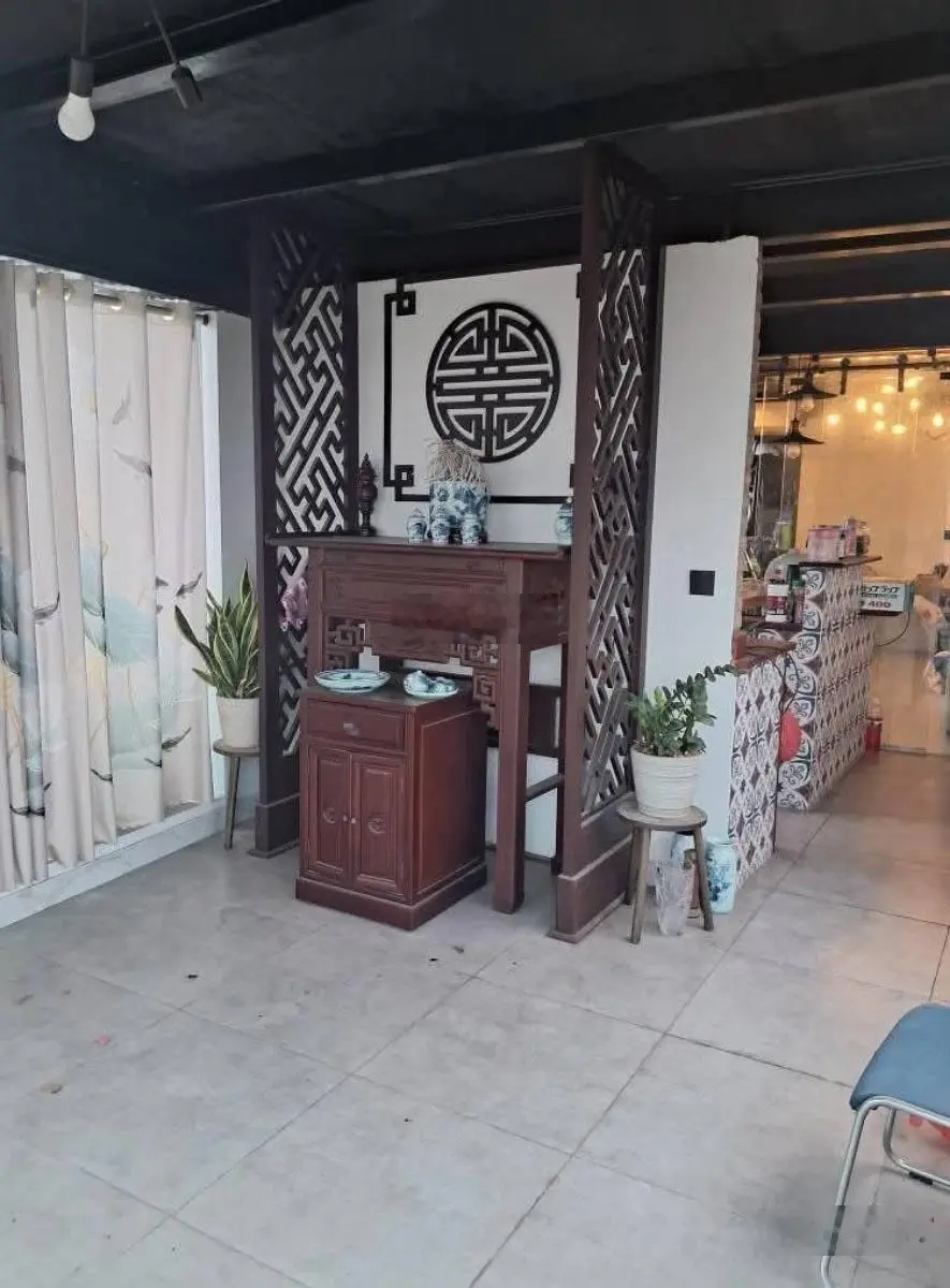 Nhà mặt phố Ngô Gia Khảm, 74X6T, TM, lô góc, vỉa hè rộng, KD sầm uất, giá đầu tư 21 tỷ.