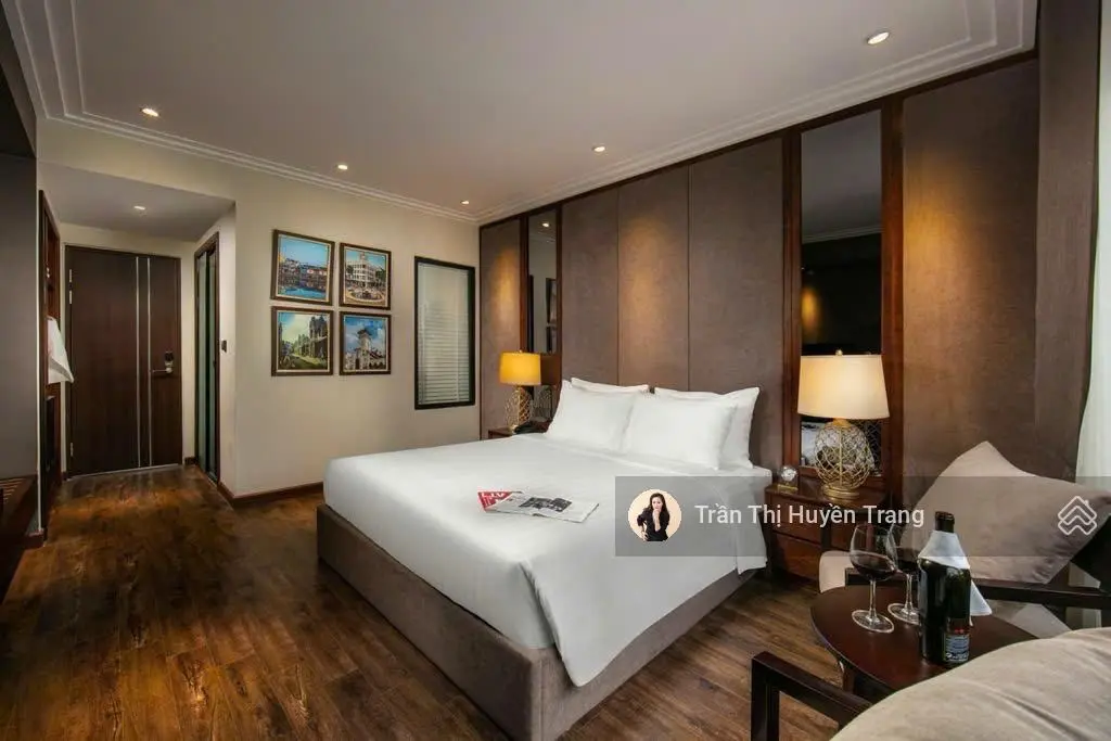 Bán khách sạn 4 sao Trần Thái Tông, 128m2, 7 tầng thang máy, doanh thu 350 triệu/ tháng, giá 69 tỷ