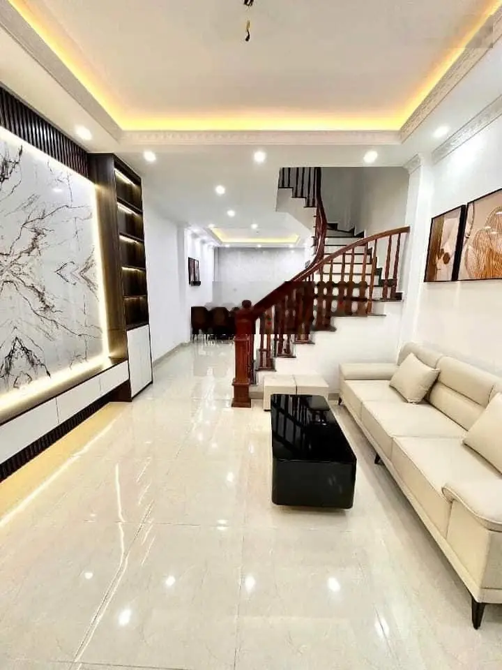 Bán gấp gần 60m2 mặt đường Bà Triệu phố cổ Hà Đông