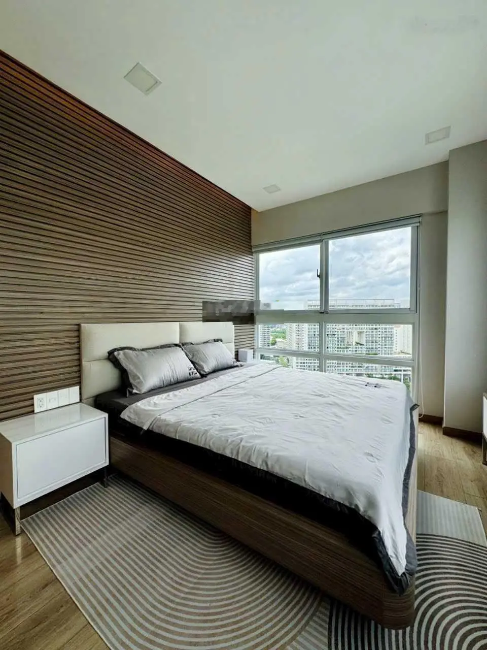 Bán nhanh CH Happy Valley PMH 100m2, 135m2, 3PN giá từ 6.8 tỷ, 8.8 tỷ. LH 0933 233 *** Ngọc Hân