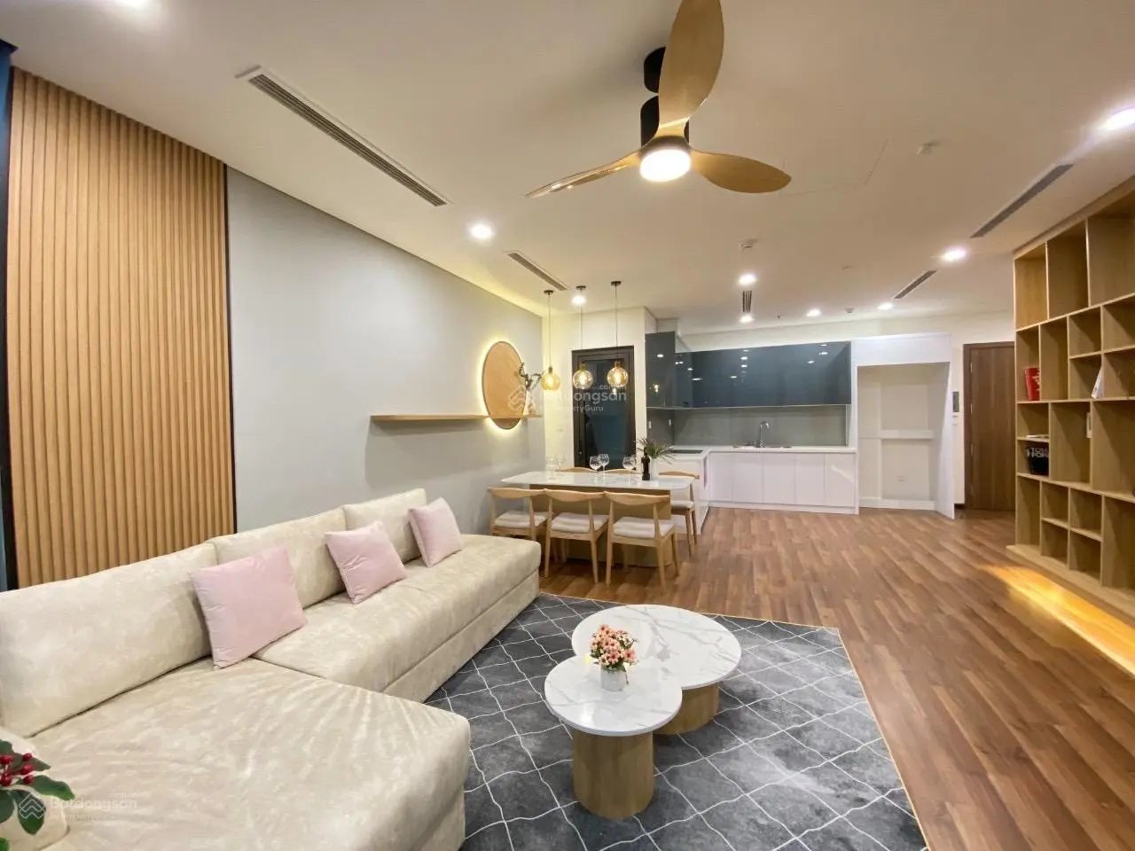 Bán chung cư C5 Nguyễn Cơ Thạch - Mỹ Đình - 77m2. Lh 0357 536 ***