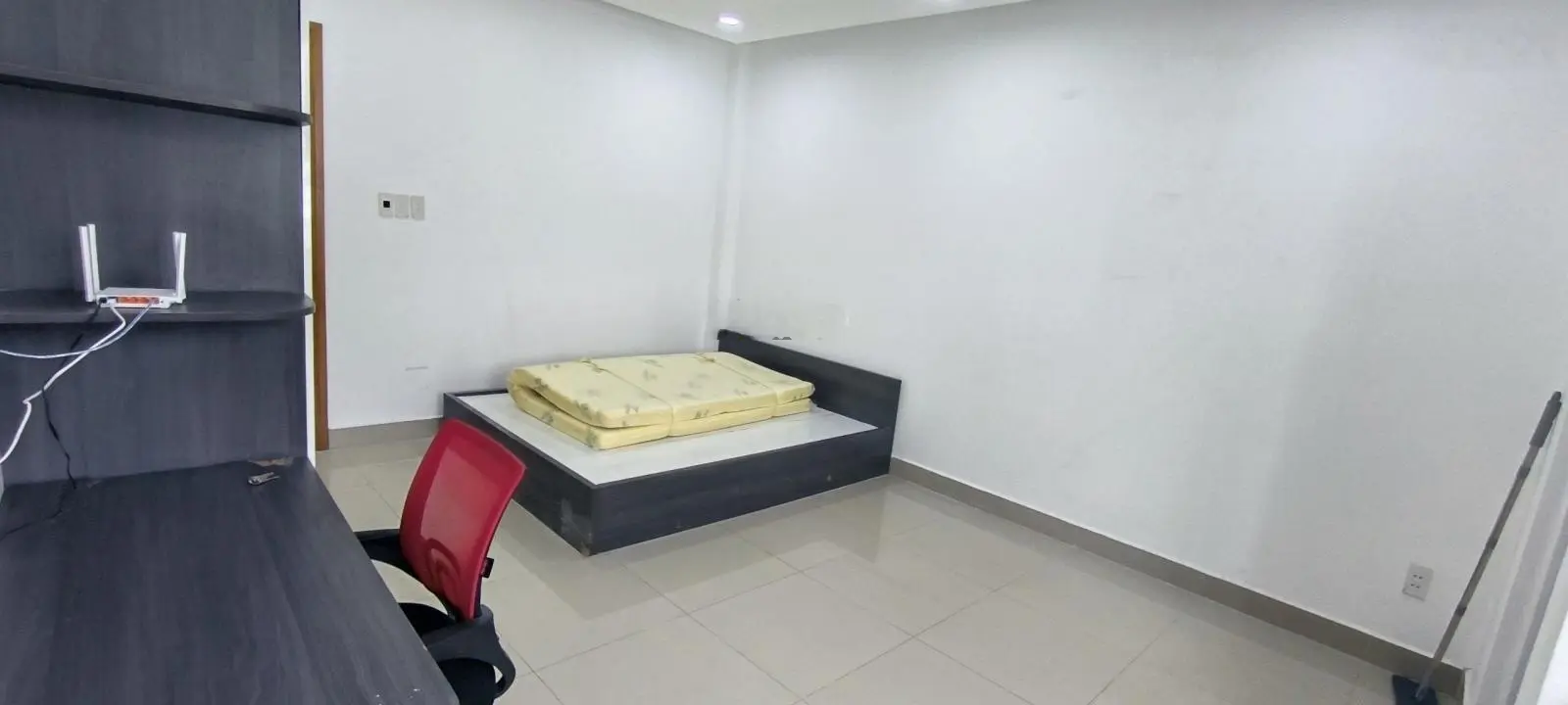 Bán nhà 2 lầu MT Lê Hữu Kiều Quận 2. DTSD 115m2 SHR. Giá chỉ 13 tỷ. LH 0777066878