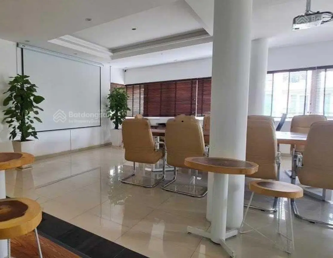 Giảm 10 TỶ bán gấp toà VP góc 2 MT Cao Đức Lân | Trực diện công viên | ngang 20m Hầm 4 tầng | 43 tỷ