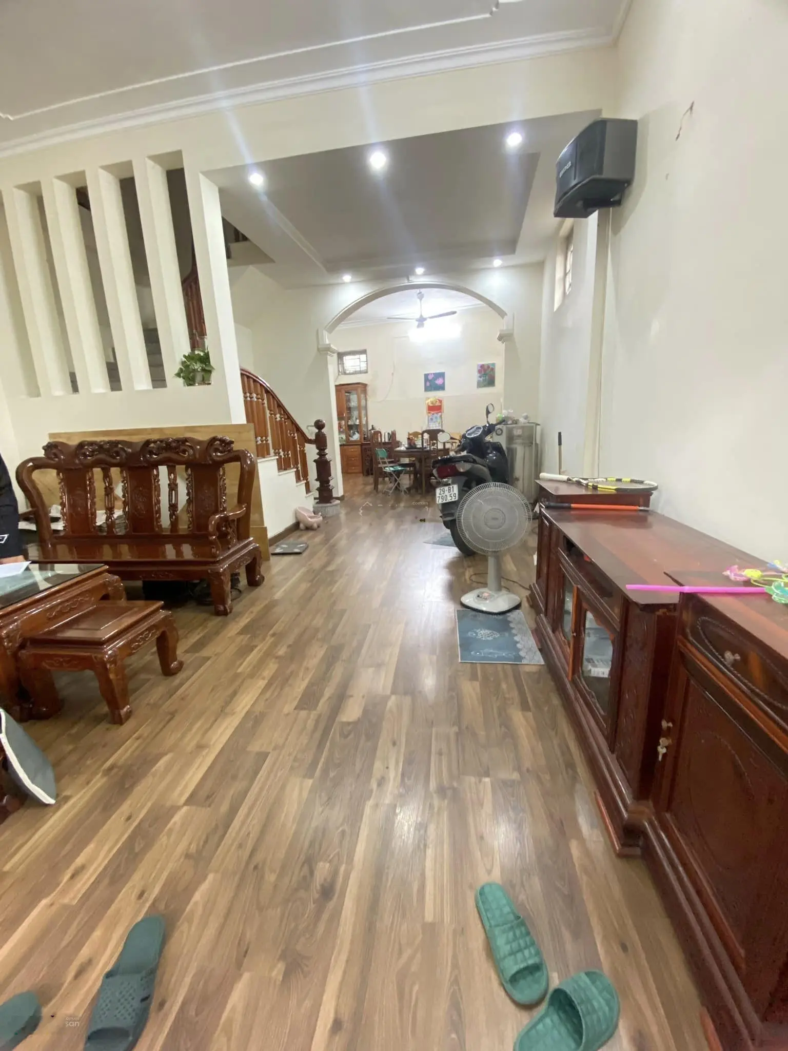 Chủ xoắn bán hạ chào 1 tỷ nhà 70m2 phố Khương Đình, lô góc , ô tô tránh, vào nhà, chỉ nhỉnh 13 tỷ