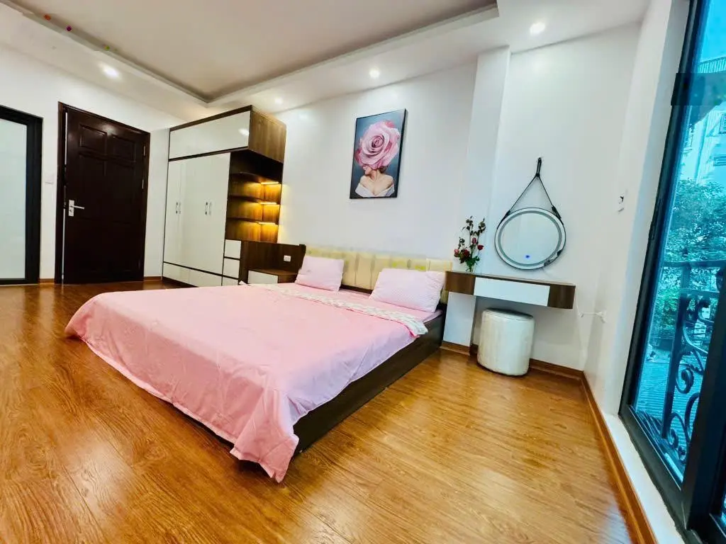 Bán Nhà Xuân Đỉnh 37m-5 Tầng , Nhà Mới ,Lô Góc ,Ô Tô Đỗ Cửa , 5m Ô Tô Quay Đầu ,3 Thoáng ,Gần Phố