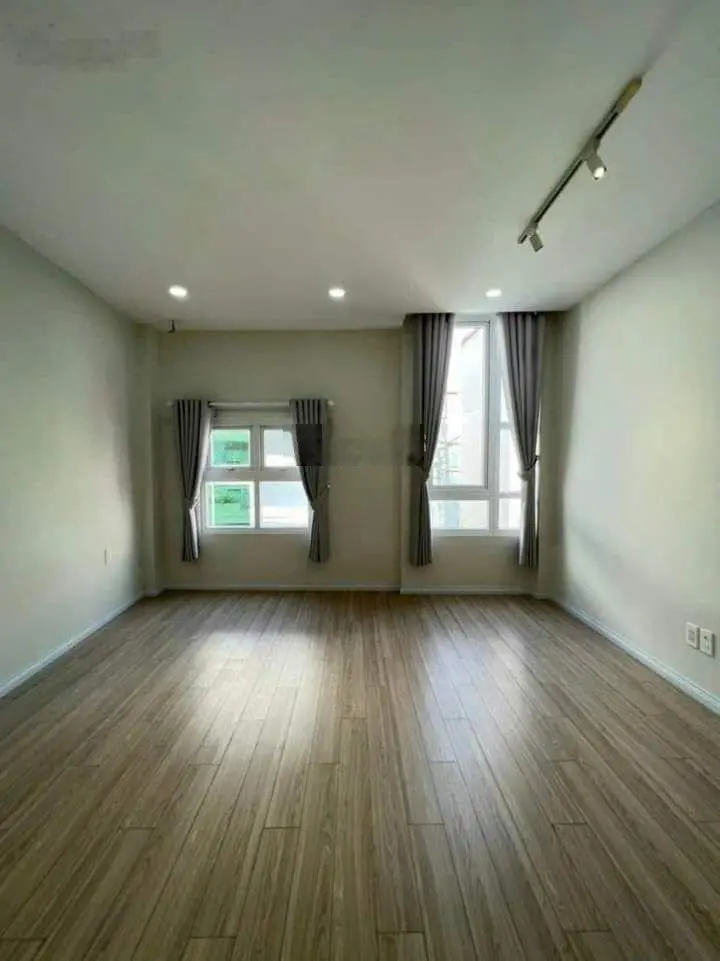 Nhà HXH Nguyễn Thượng Hiền Phường 5 Bình Thạnh, 43m2 giá 3ty7 sổ sẵn