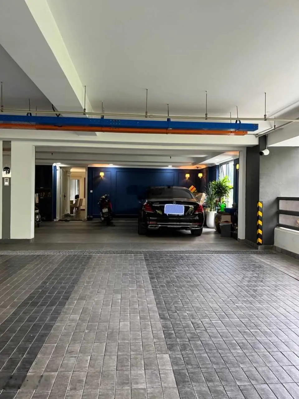 Chính Chủ cần bán căn biệt thự trên không 10x20, DT 198m2,3PN,2WC, 1PN tiện ích. LH 0968 903 ***
