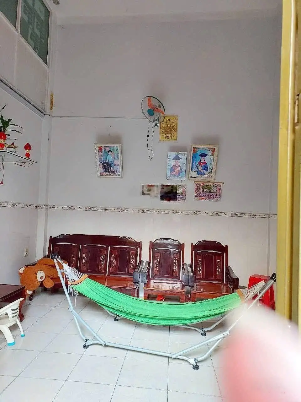 Nhà lầu gần chợ dĩ an 1 giá 2 tỷ 800 tl