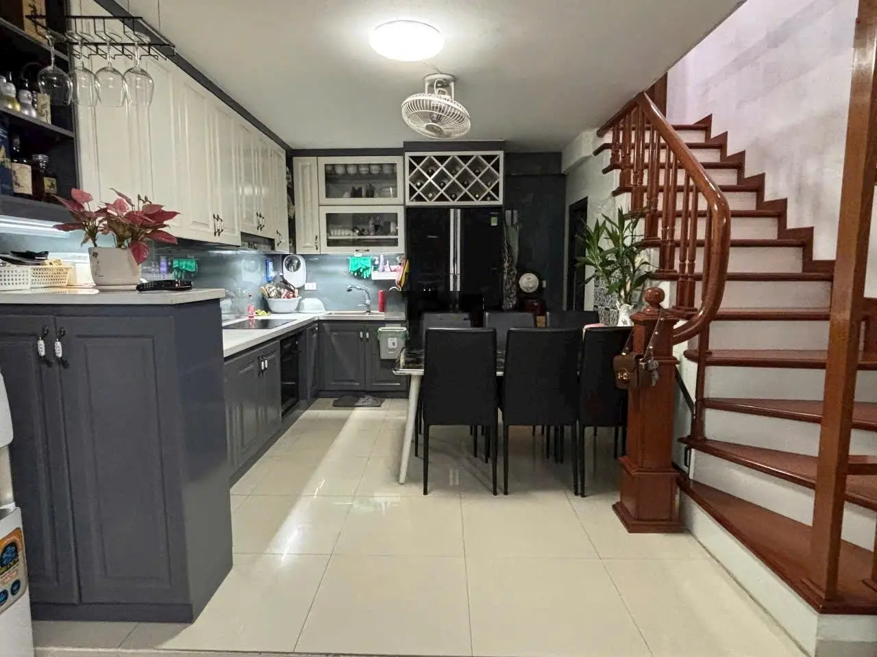 Giảm 1.5 tỷ -- bán trong tuần -- giá đầu tư -- không lỗi gì -- phân lô vỉa hè kđt văn khê
