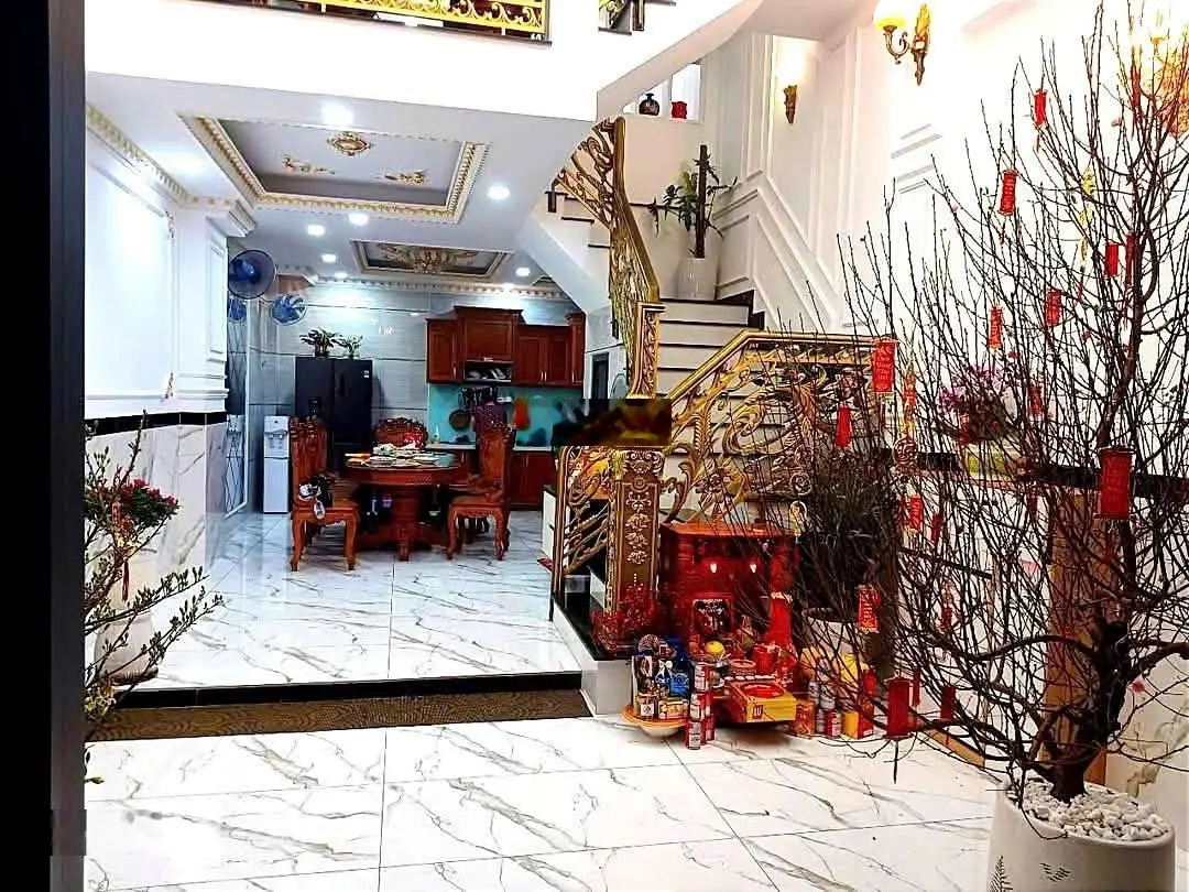 Bán nhà phố KDC Lộc Vừng gần Vạn Phúc city,Tặng full nội thất cao cấp 1T3L 4PN 5WC