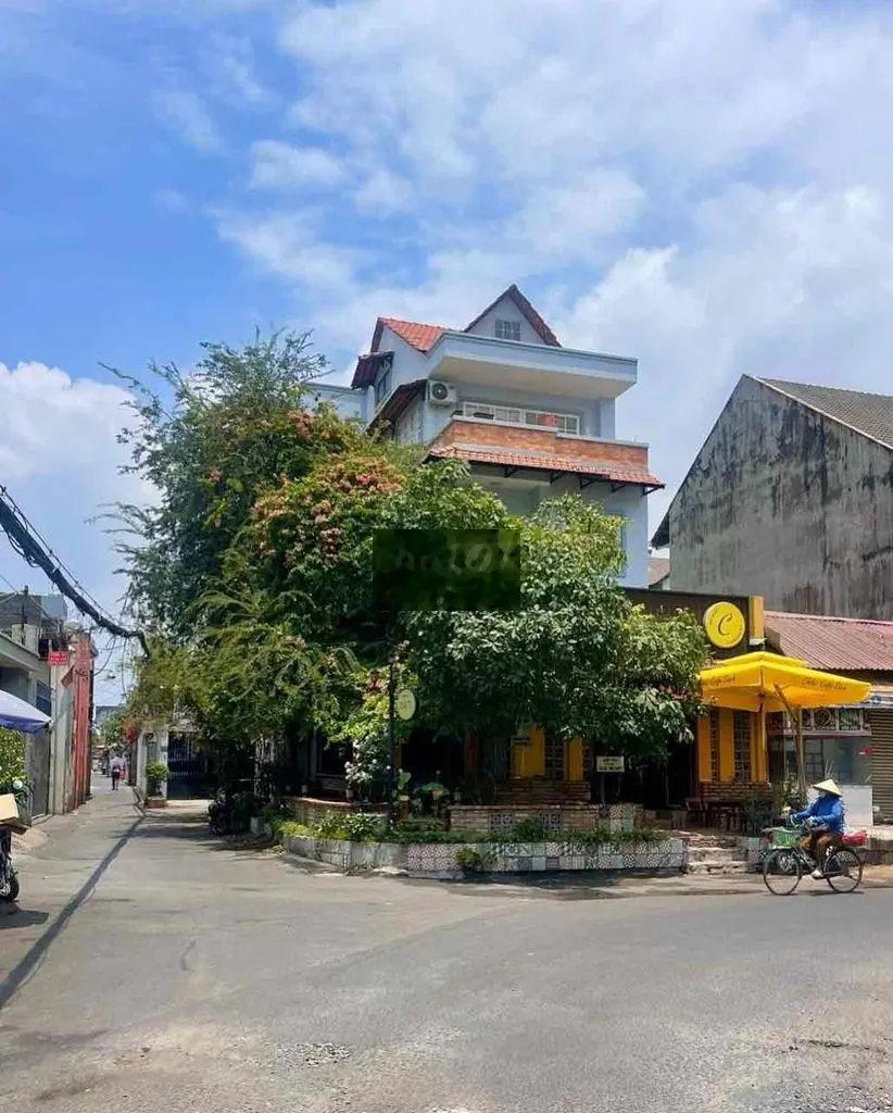 Căn góc trệt lửng 2 lầu 2 Mặt Tiền đường kinh doanh đường số 25
