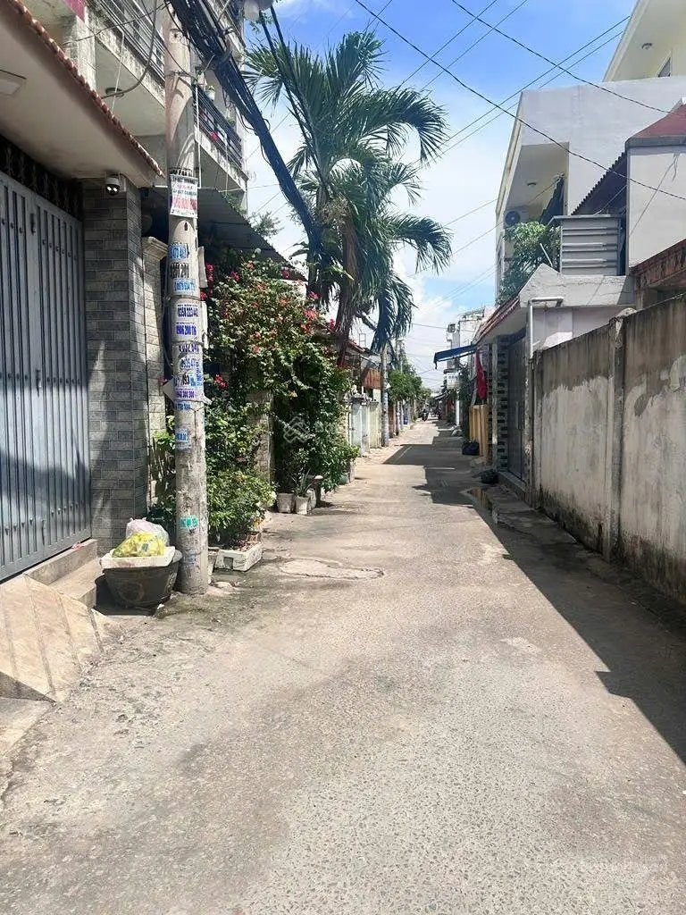 Nhà 4 tầng đường HÀ HUY GIÁP, phường THẠNH LỘC, Q12, dt 68m2(4,3mx16m)6,4 tỷ