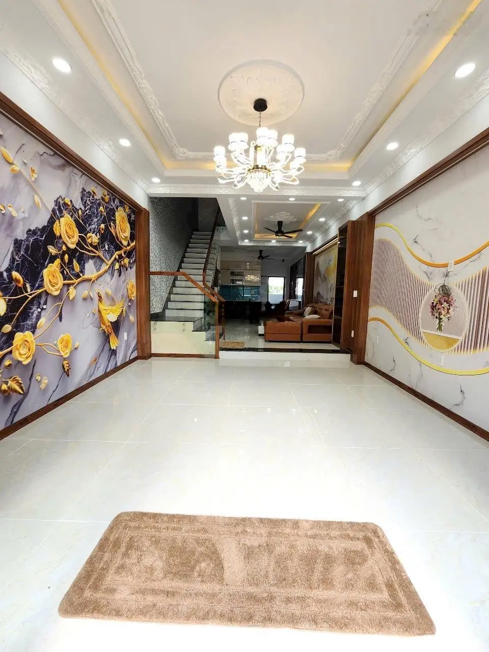 Nhà hoàn công fun nội thất sát làng đại học quôc gia tphcm .thuộc tp dĩ an
