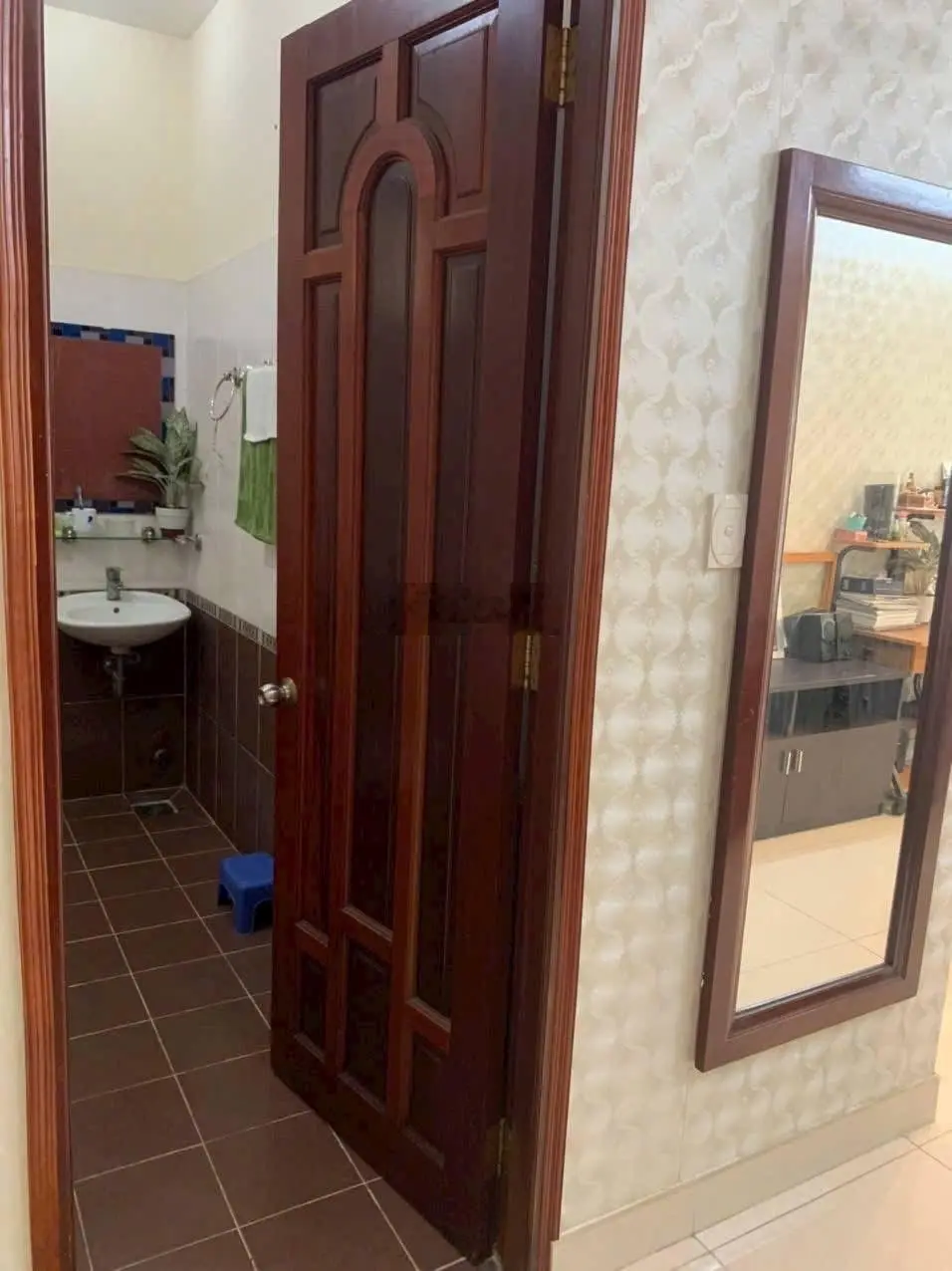 Bán nhà mặt tiền đường Huy Cận, Phước Long B, Thành Phố Thủ Đức. Diện tích 100m2, sàn 311m2, 18 tỷ