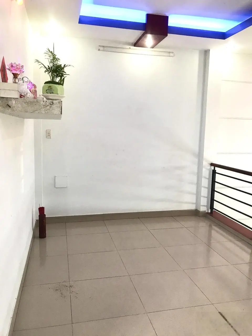 Bán gấp nhà MT Lê Thị Ngay , Bình Chánh
