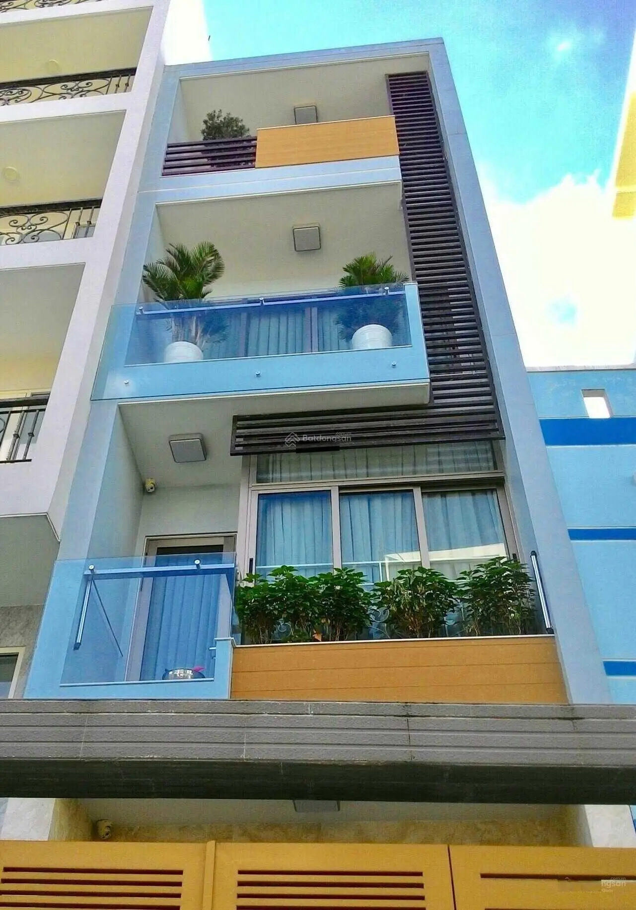 Bán nhà hẻm 6m Lương Minh Nguyệt Tân Phú , trệt lững 3 lầu thang máy giá rẻ