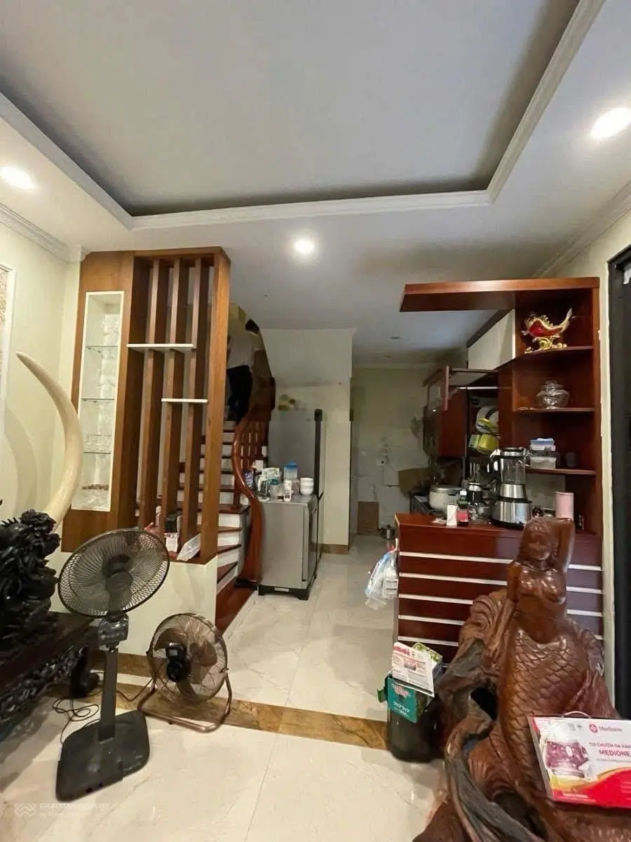 Lô góc_trung tâm ba đình_kinh doanh văn phòng_dt 51m_6 tầng_mt 4m_ngõ thông_giá 13,9 tỷ- 0977865445