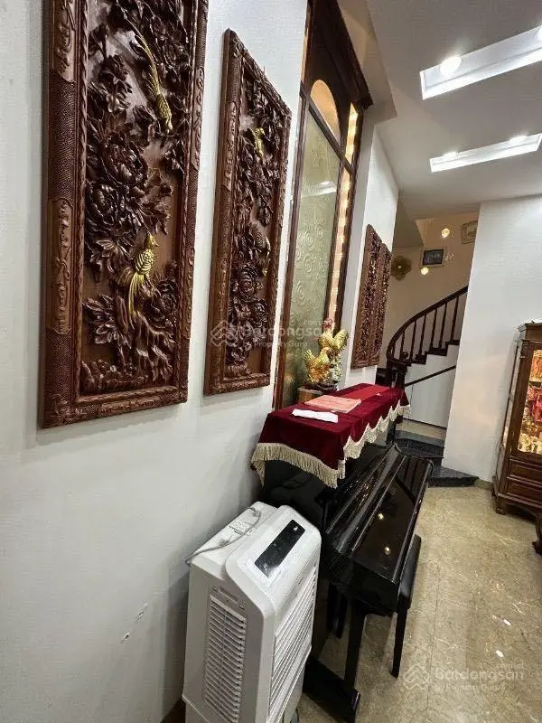 Bán bất chấp! Phùng Chí Kiên, 2 ô tô tránh, vỉa hè, 20m ra phố, 2 thoáng, KD văn phòng, 82m2*5T