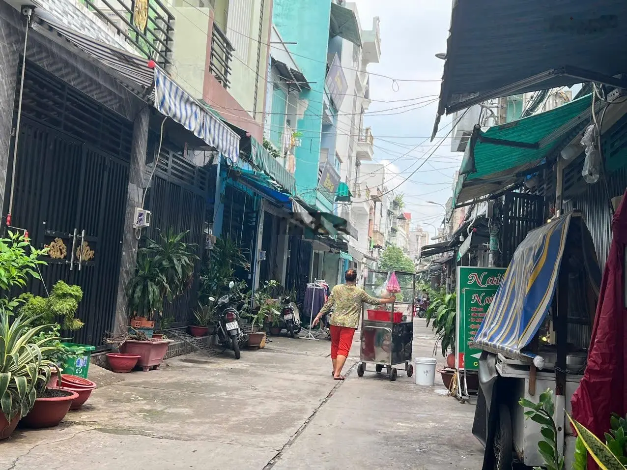 Bán Nhà Hẻm 6m - 4 Tầng , Giá : 5,1 Tỷ . Đường Bình Trị Đông , Quận Bình Tân 0914 443 ***