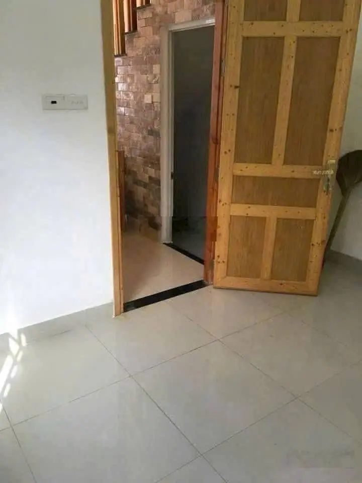 Bán gấp nhà hẻm xe tải đường 385 Lê Văn Việt TP Thủ Đức diện tích 50m2 ngân hàng có hỗ trợ giá 3tỷ2