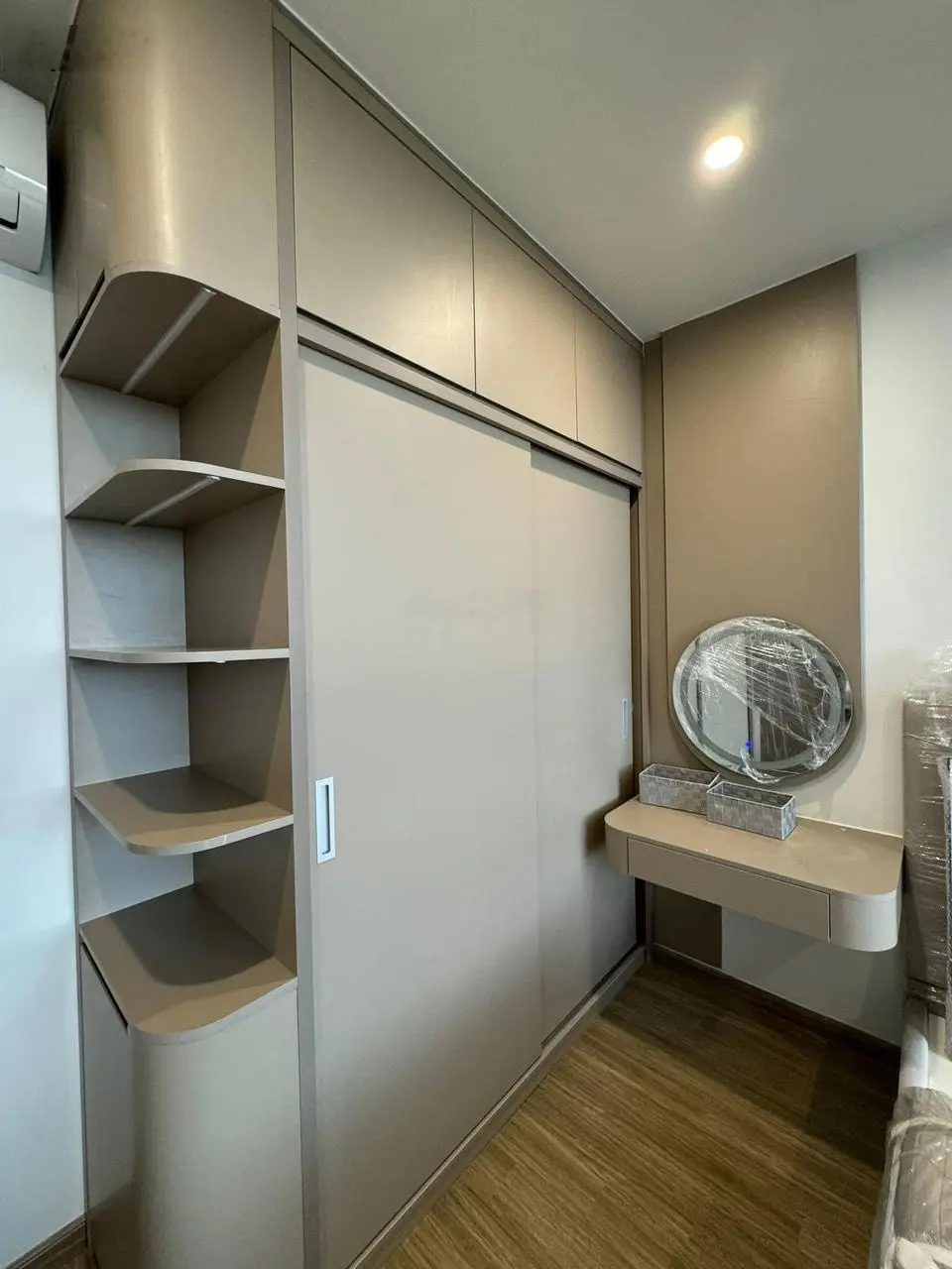 Bán căn hộ 1PN + 1 tại The Pavilion Vinhomes Ocean Park diện tích 49m2 chỉ 2,5 tỷ