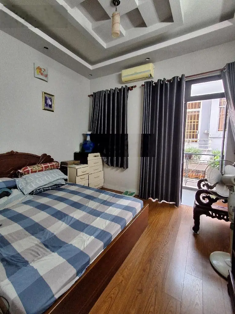 Chủ giảm 800 triệu, nhà 4 tầng, liền kề cressentmall quận 7, xe hơi tận cửa, chỉ 7,2 tỷ