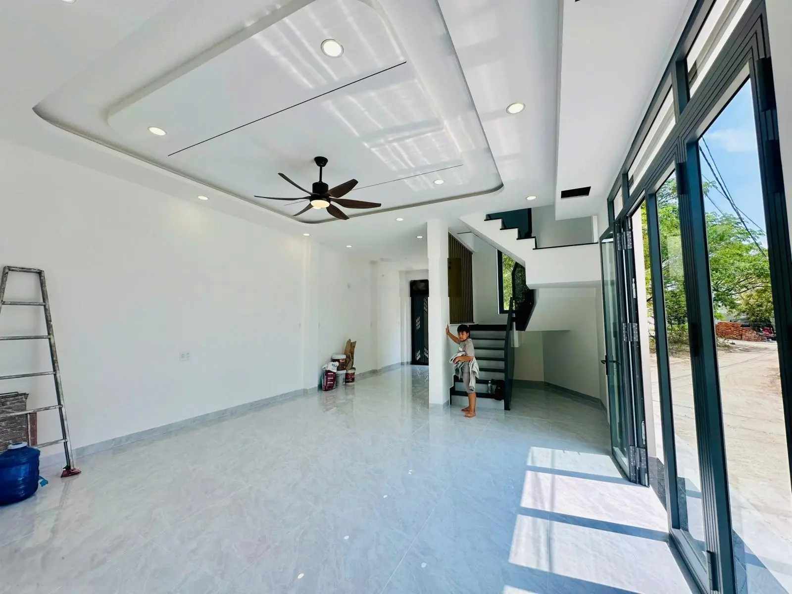 Hàng hiếm - bán căn góc 2 mặt tiền 2 tầng TĐC Đất Lành - Vĩnh Thái, Nha Trang vừa hoàn thiện