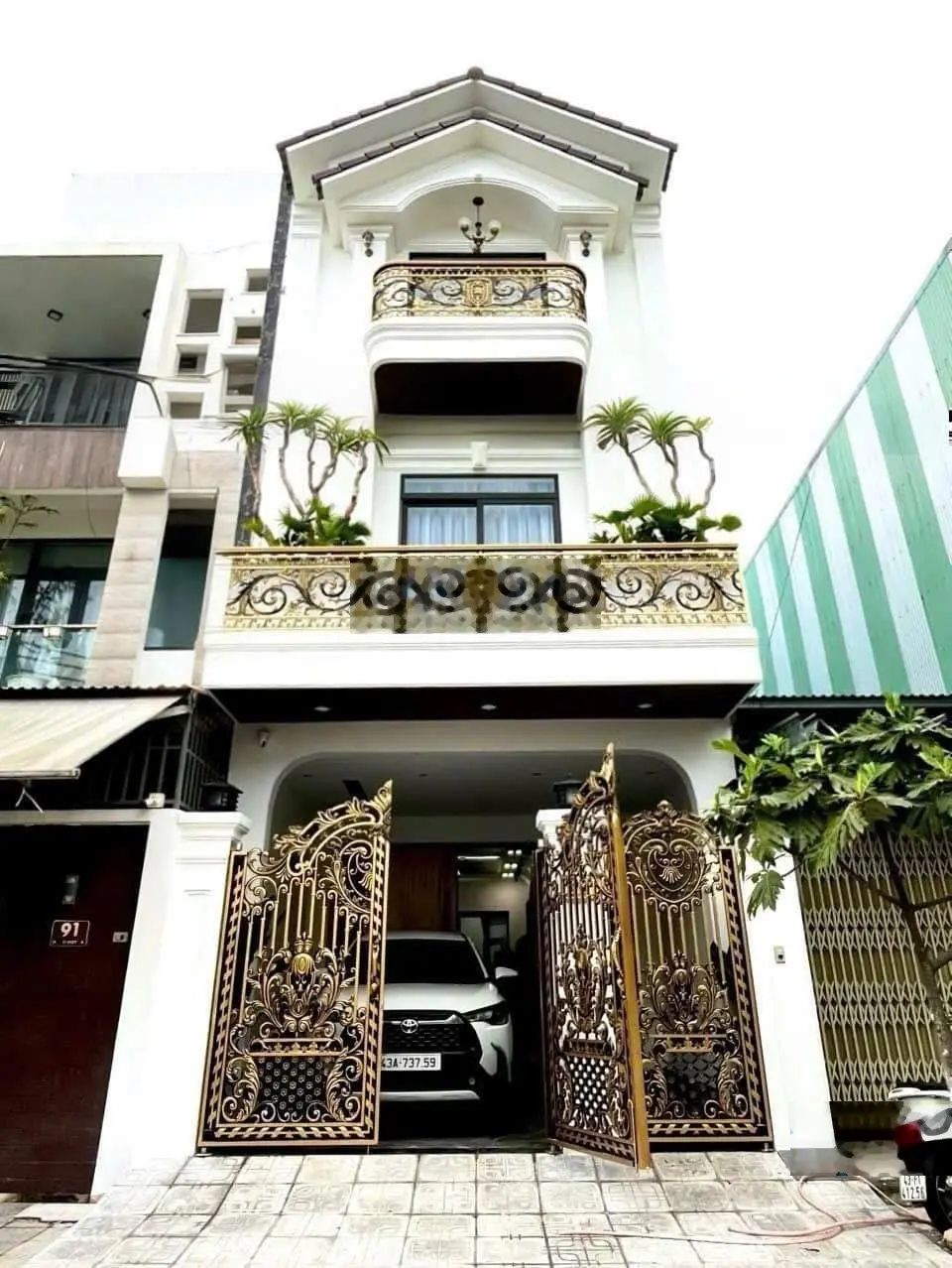 Nhà 3 tầng đường Đặng Huy Tá /Hoàng Thị Loan, biển Nguyễn Tất Thành