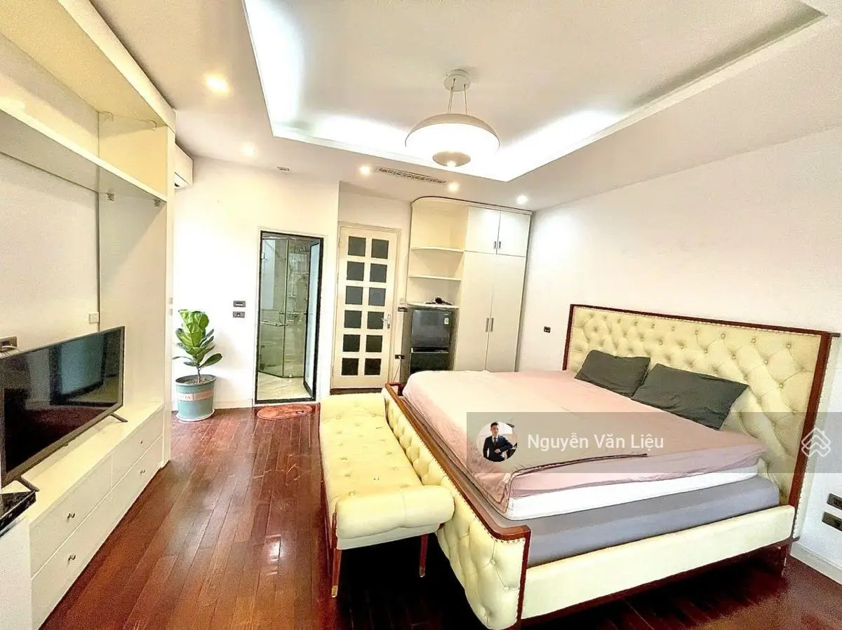 Chính chủ bán biệt thự sân vườn trung tâm ba đình, 2 mặt tiền, ô tô tránh, 130m 4t mt7m