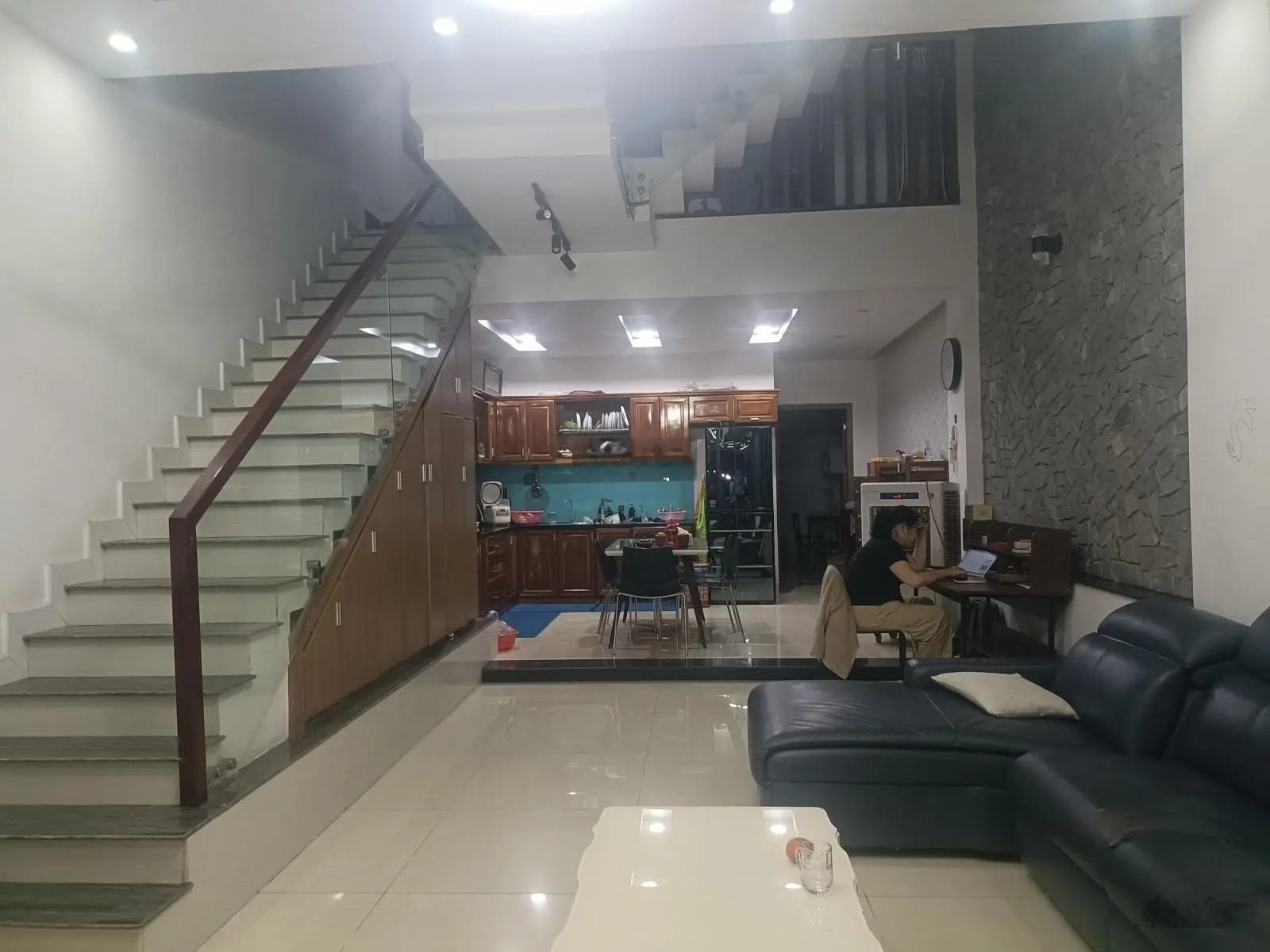 Bán nhà MT Phạm Hữu Kính 3 tầng , khu biệt thự Cosmo , Chương Dương đường 7m5 oto đậu đỗ suốt ngày