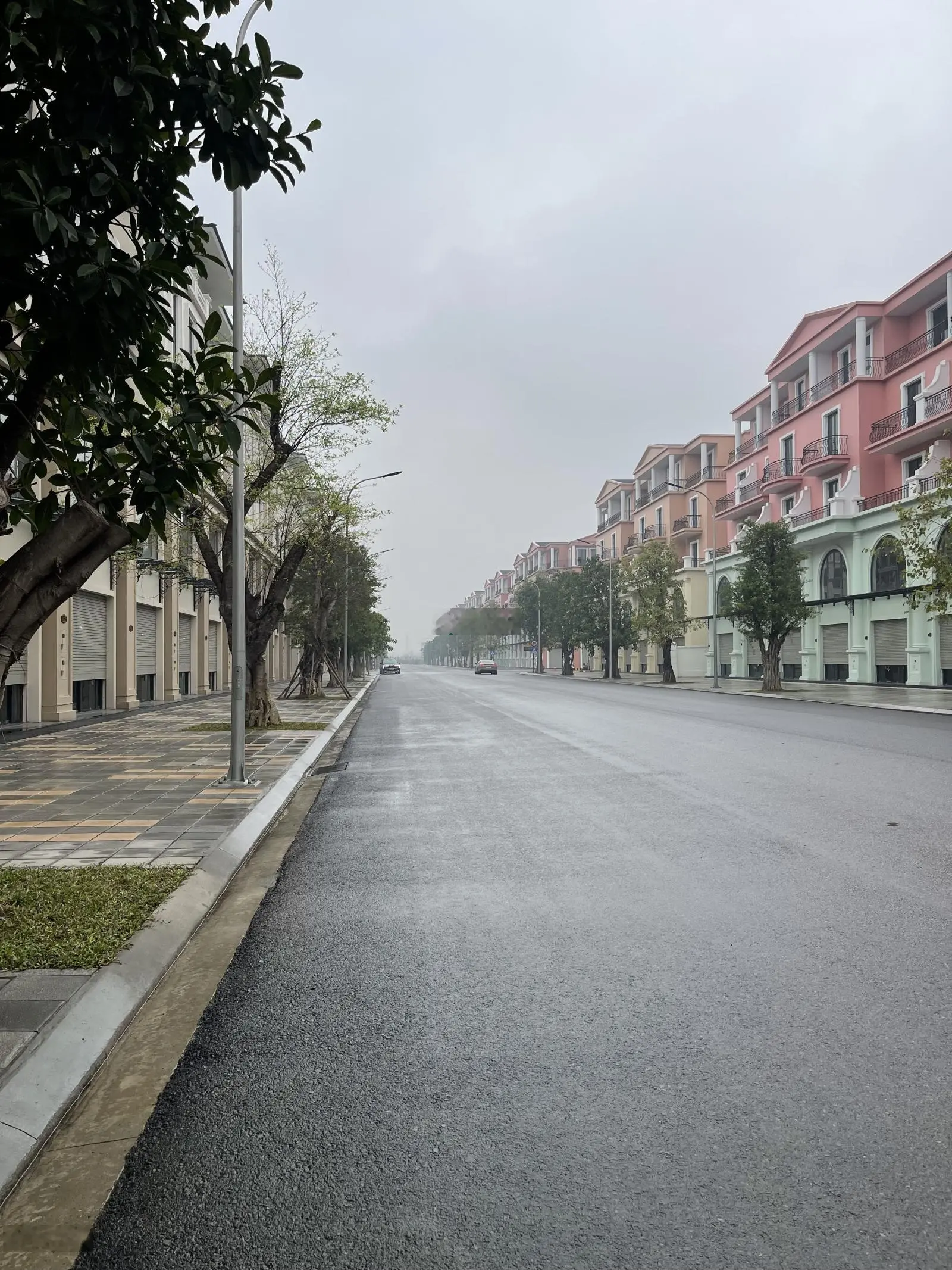 Cần bán căn 75m đại lộ Hừng Đông Vin3 giá tốt Lh 0961694919