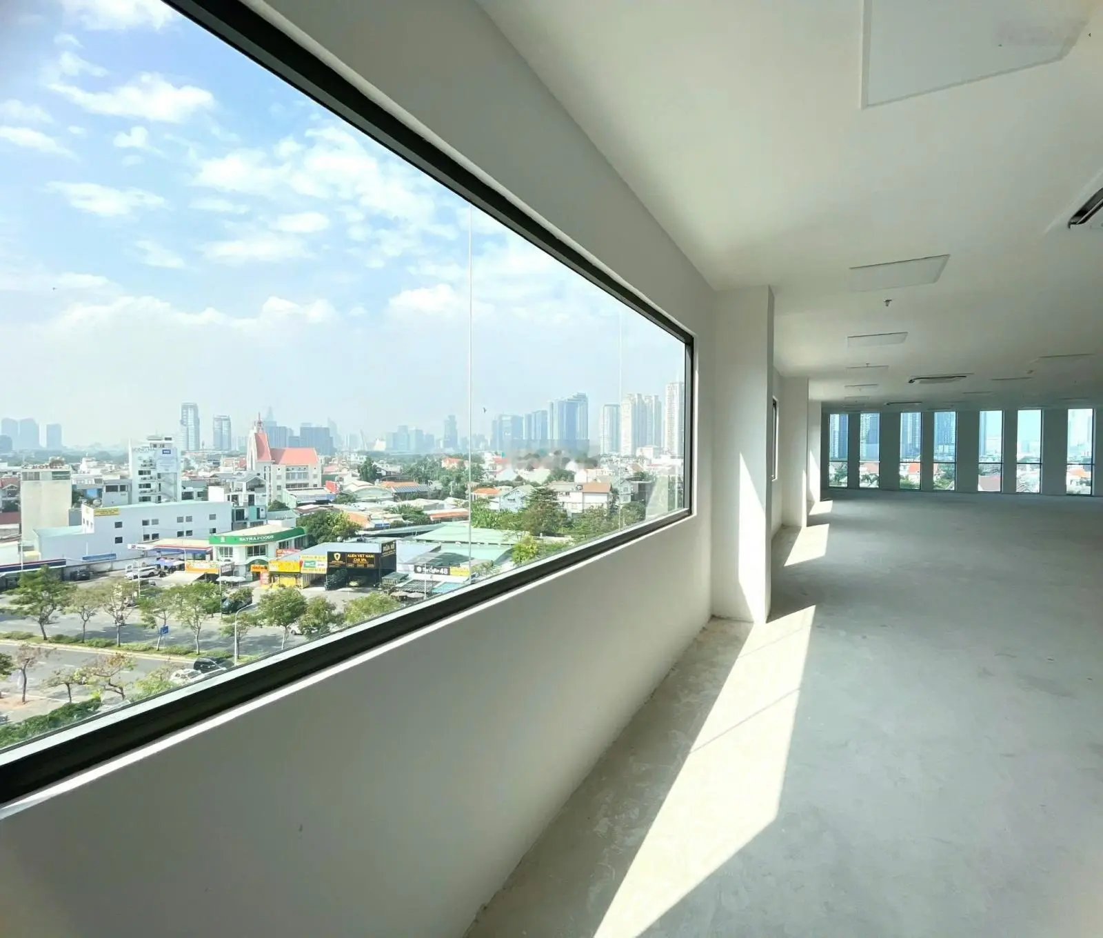Tòa nhà ngang 16m Lê Quang Định Quận Bình Thạnh - Hầm 7 Tầng 2.380m2 - HĐT: 480tr/th - giá 114 tỷ