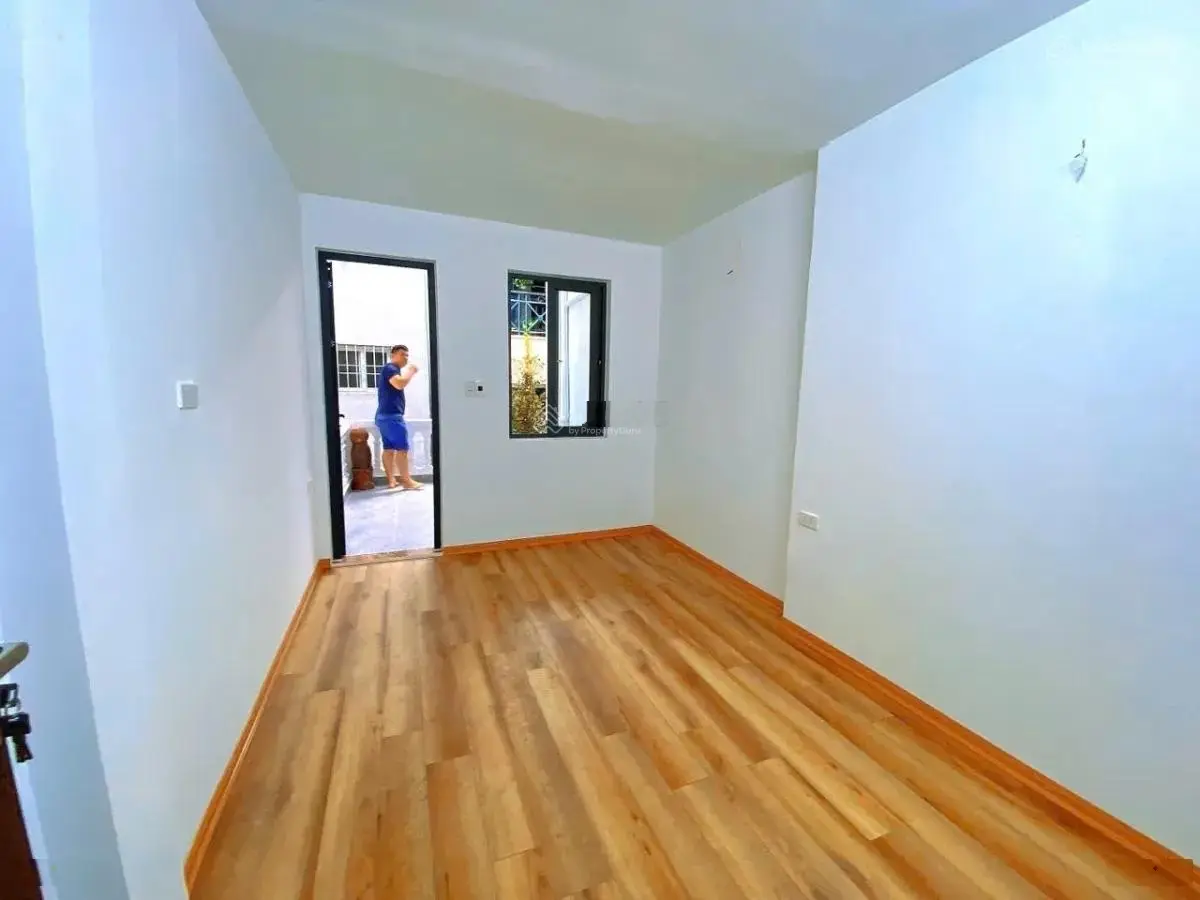 Trung Tâm Thanh Xuân - 40m2 - 7.3 tỷ - gần phố, chợ - giao thông thuận tiện - an sinh tốt - ở ngay