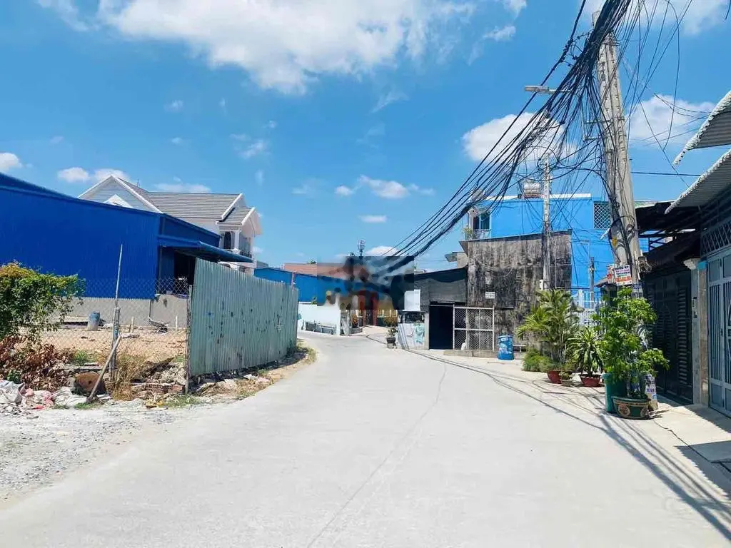 Đất sồ hồng riêng đường Tô Ngọc Vân gần chợ