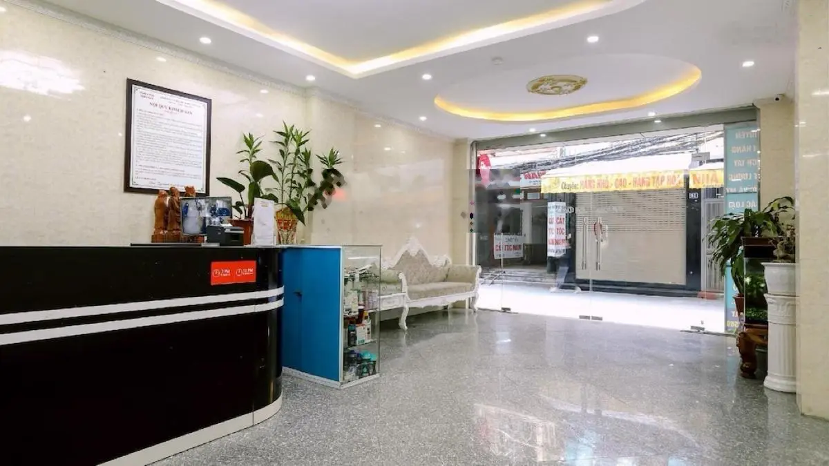 bán nhà giáp bát 102 m2 xây 7 tầng kinh doanh dòng tiền . sổ đỏ - mặt tiền 5m3