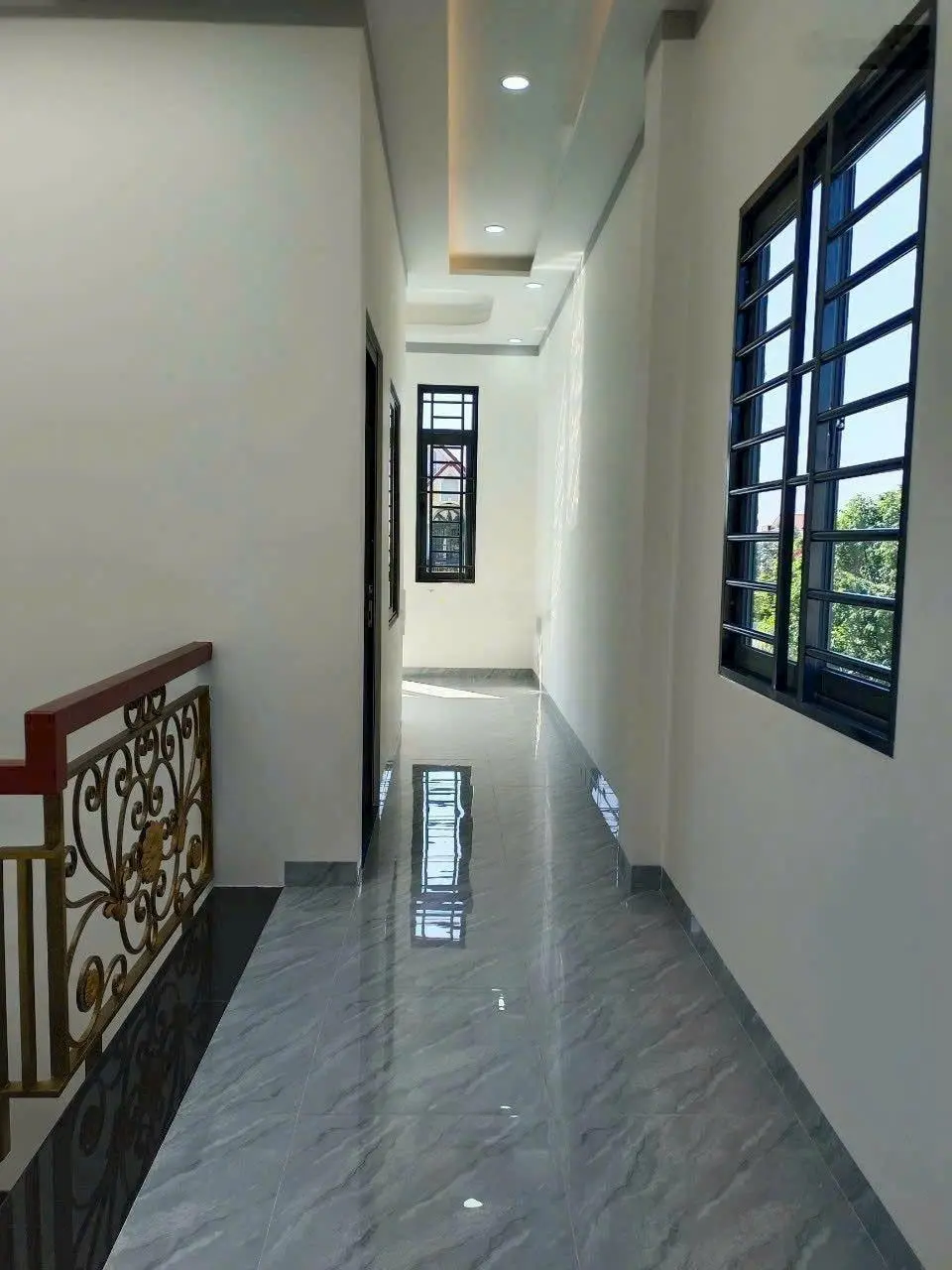 Nhà 2 lầu Hoàn công khu dân cư. Diện tích 88m. Giá 5 tỷ 150