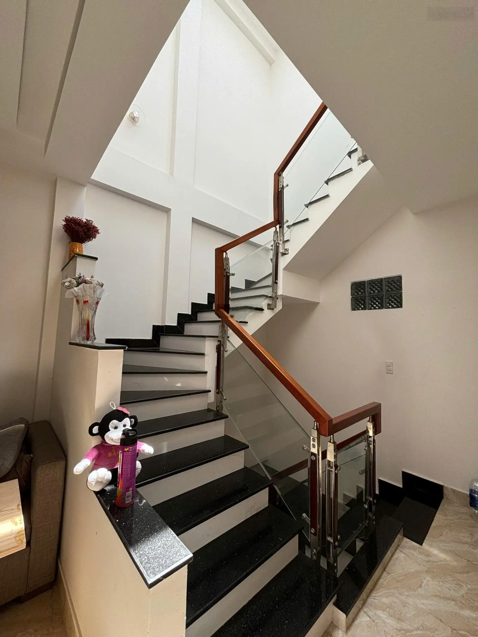 Bán nhà 3 tầng kiệt Lương Thế Vinh, An Hải Đông, Sơn Trà, Đà Nẵng