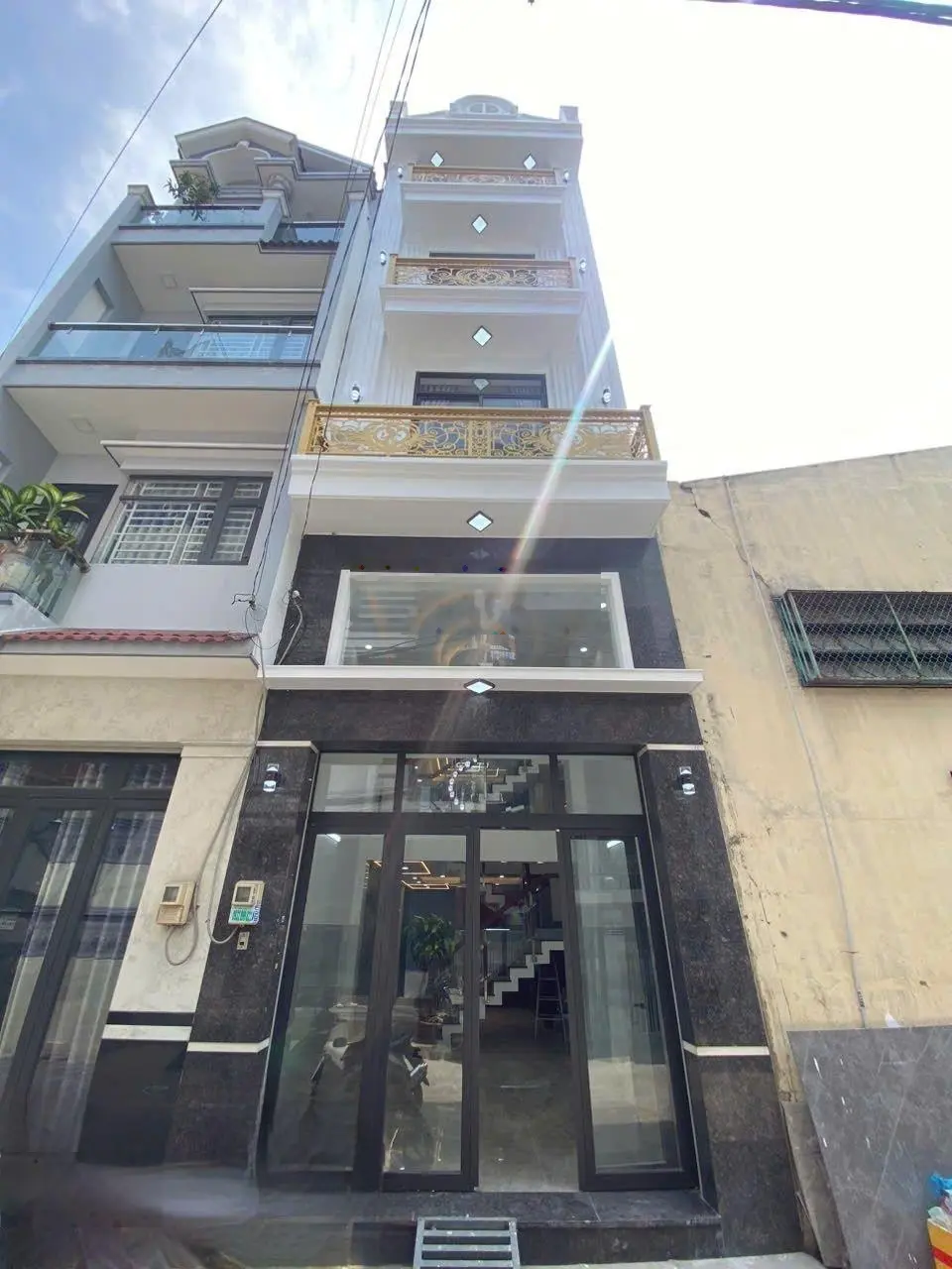 Bán NR 4PN 4WC tại Hương lộ 2, 6,5 tỷ, 50m2, hàng hot