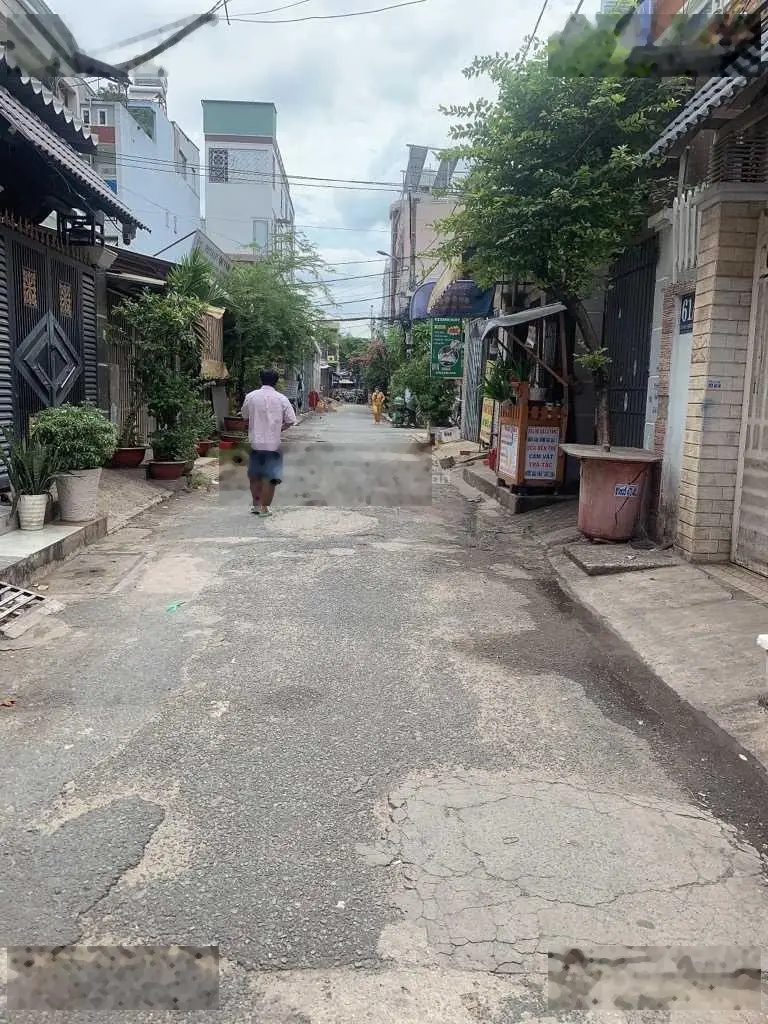 Nhà 2 tầng, 4,2x22m, đường xe tải. Khu phân lô nhà thờ Lạc Quang, Trường Chinh Tân Thới Nhất