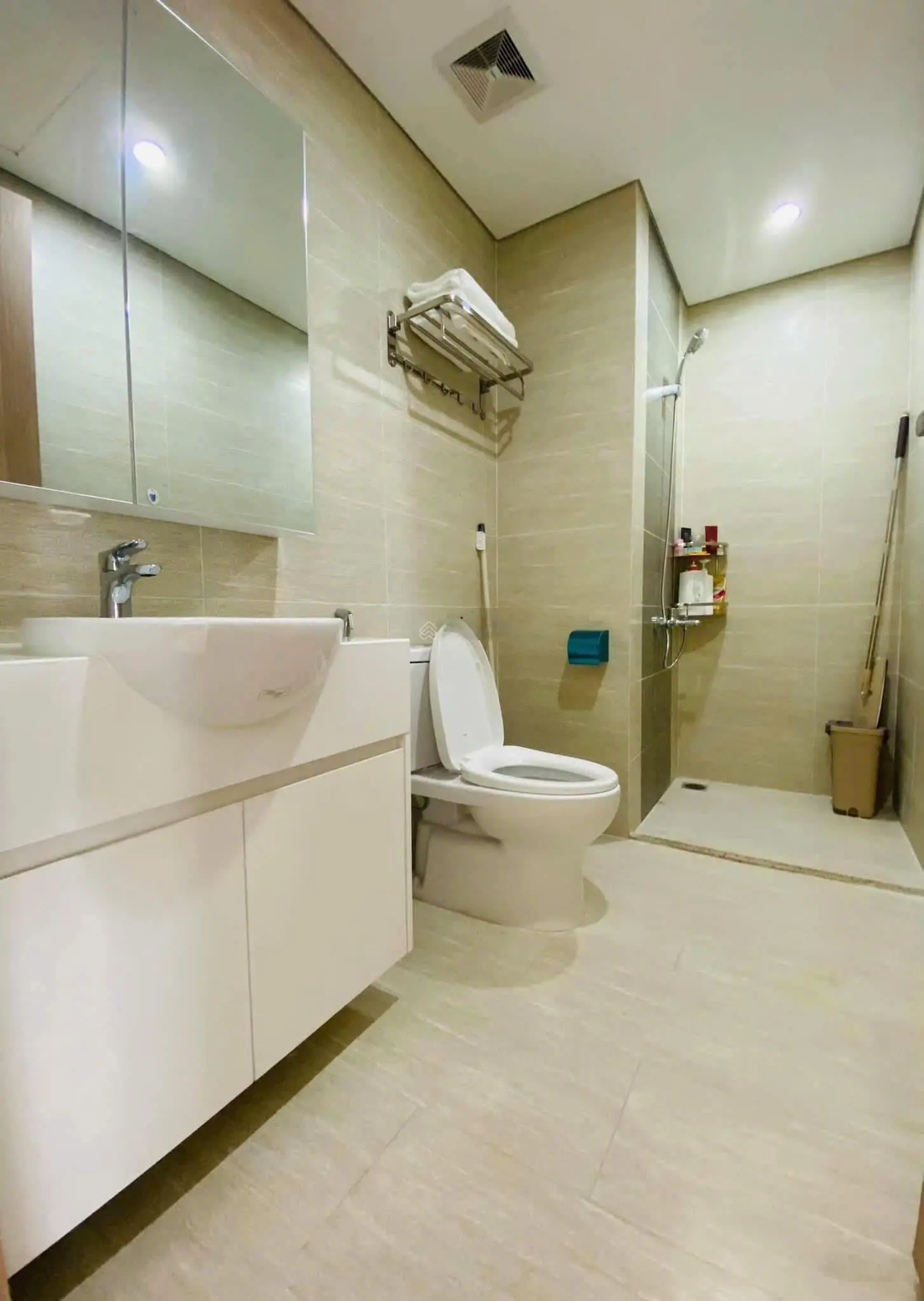 Bán căn hộ An Bình City 82m2 2pn 2vs 5.7 tỷ full nội thất, hướng mát