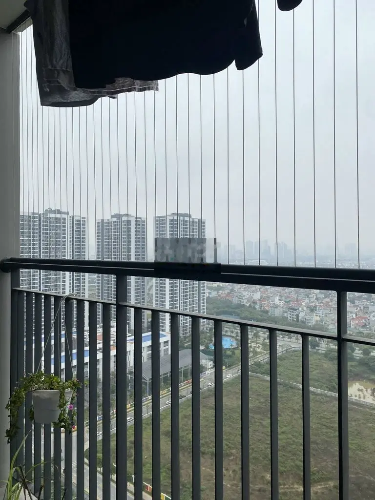Chính chủ bán căn Full đồ-2 phòng ngủ 2 vệ sinh toà SA3 Smart City