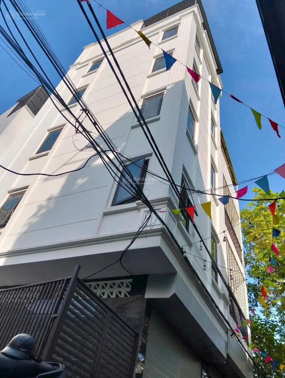 Bán nhà xuân phương 6 tầng thang máy ô tô kinh doanh giá 6.8 tỷ full nội thất