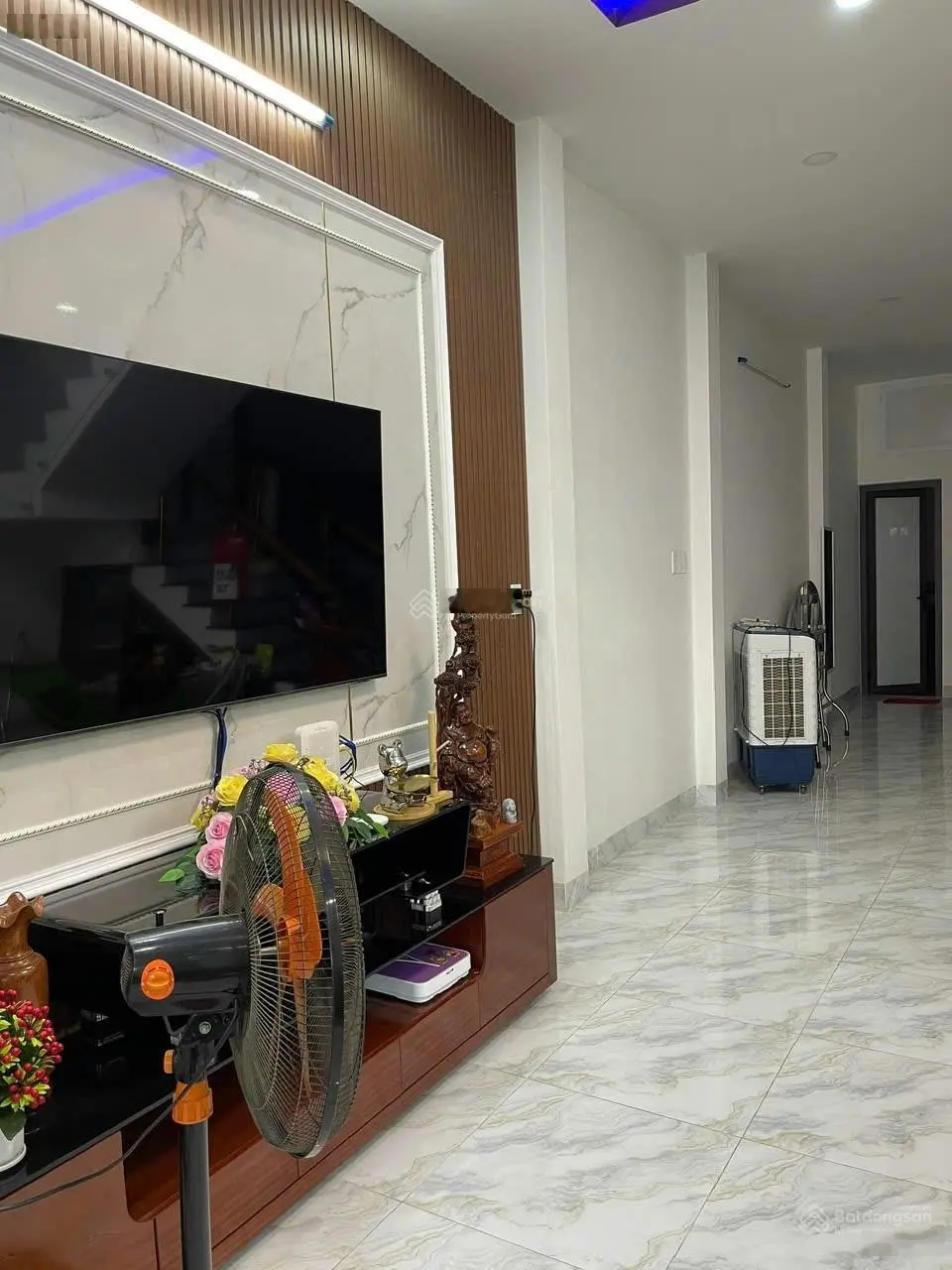Bán nhà mới 2 tầng Vĩnh Thạnh - Nha Trang, đường xe hơi - giá 3,1 tỷ