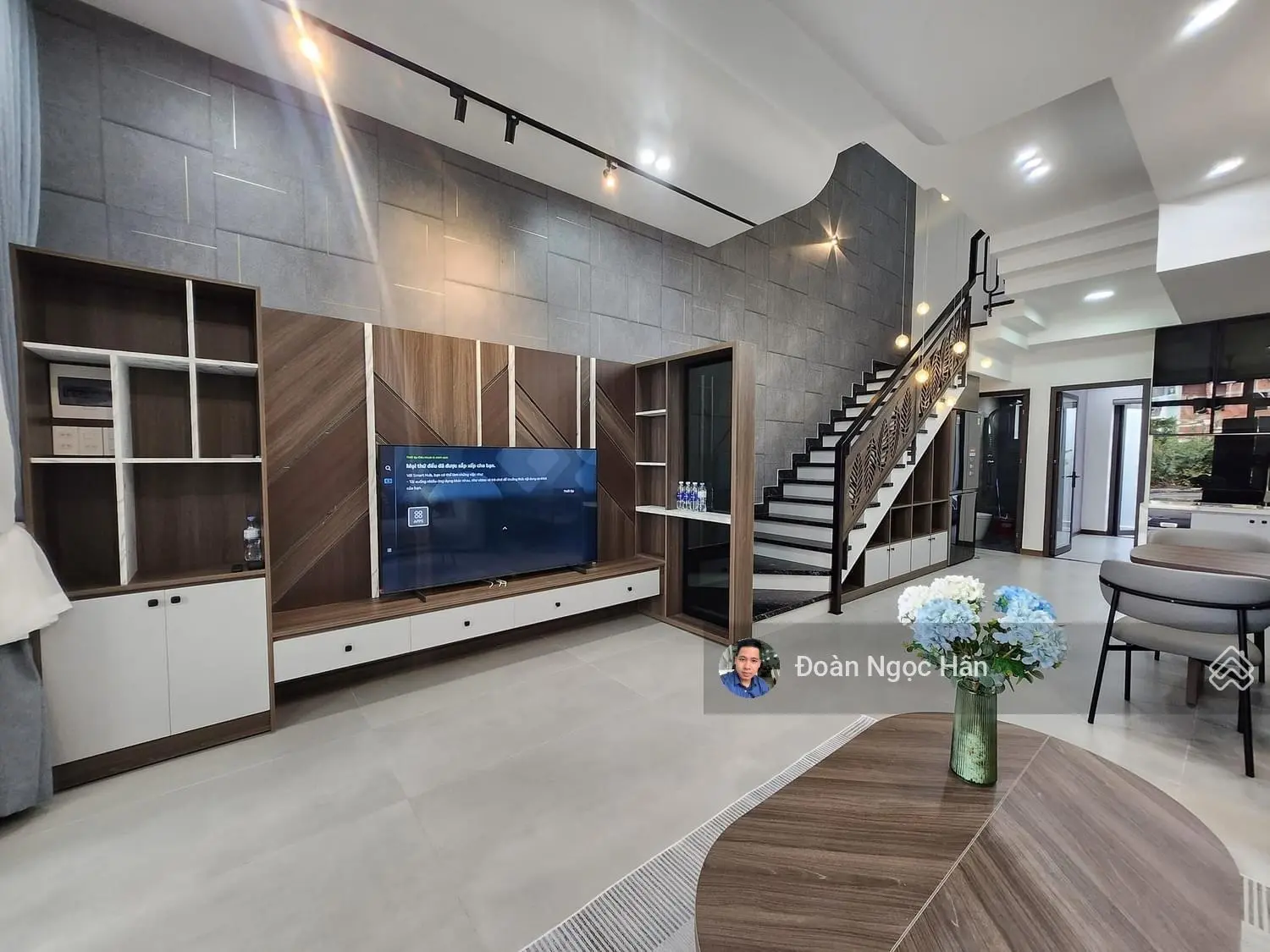 Căn nhà VIP sát biển full nội thất