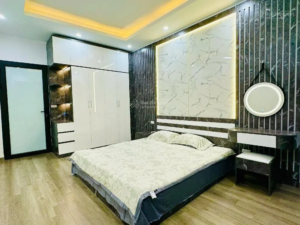 Bán nhà Minh Khai - Ô tô cách 40m - 5 tầng - 3PN full nội thất. Giá: 5,39 tỷ. LH: 0779 548 ***
