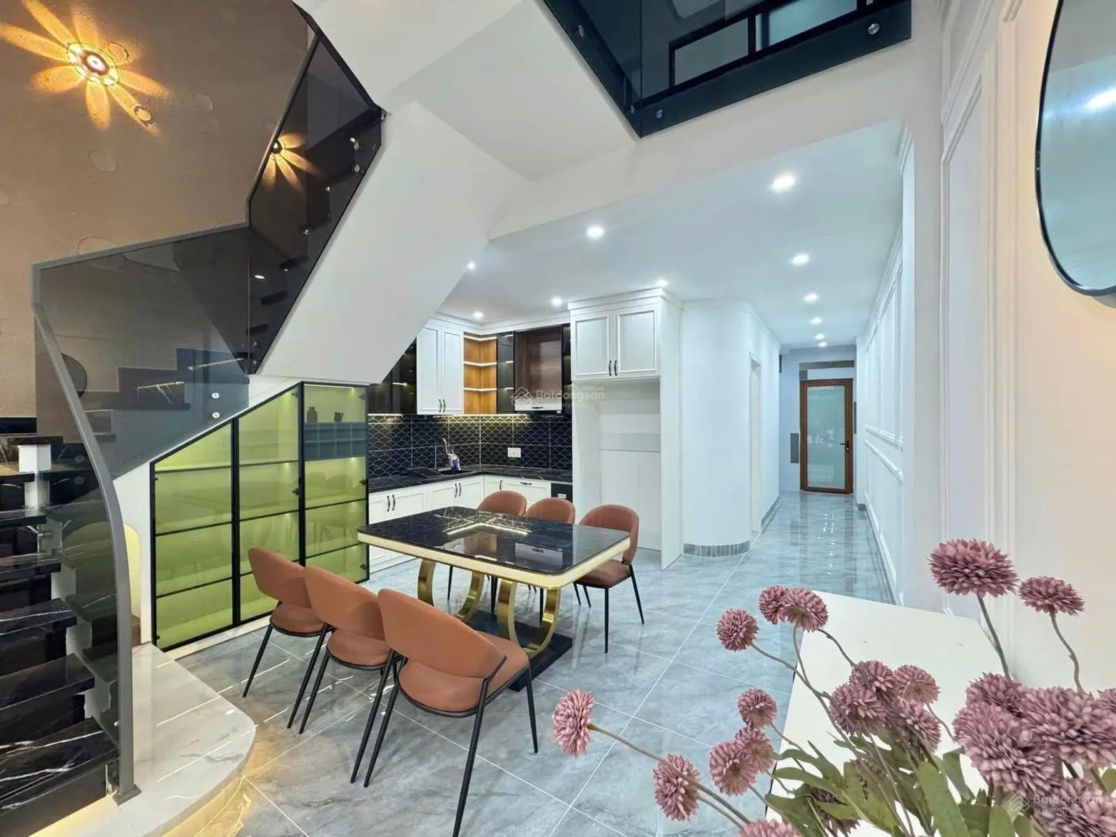 Chính chủ bán nhà 75m2 giá sốc chỉ 1tỷ050 gần đường Huỳnh Hữu Trí Bình Chánh 1T 1L 3PN 2WC, SHR